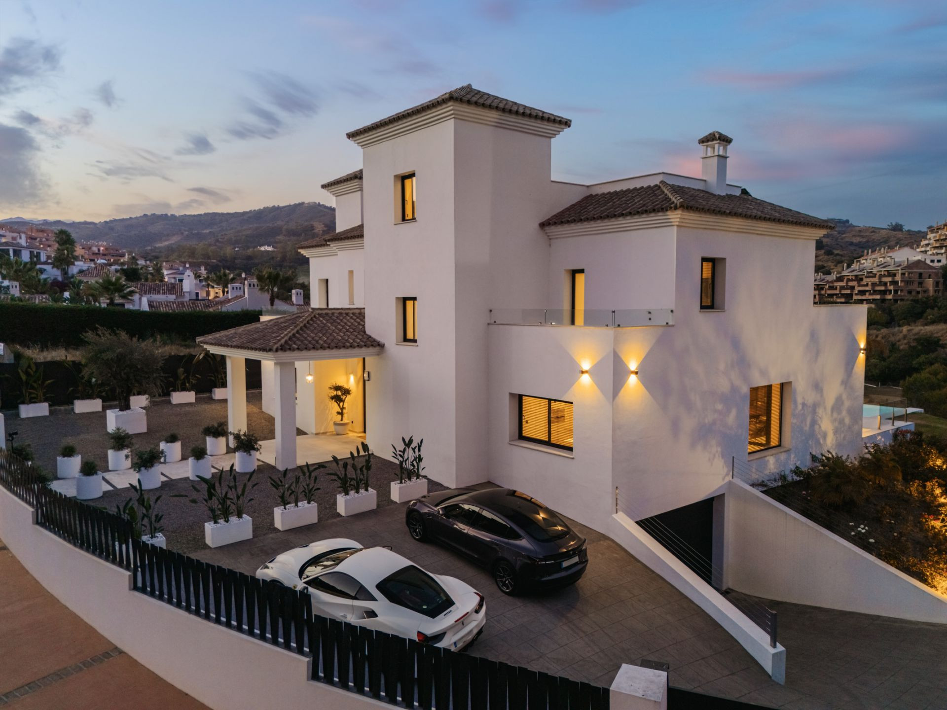 Image 34: detached villa For sale, Marbella, €3,200,000 [HFM-C40084]