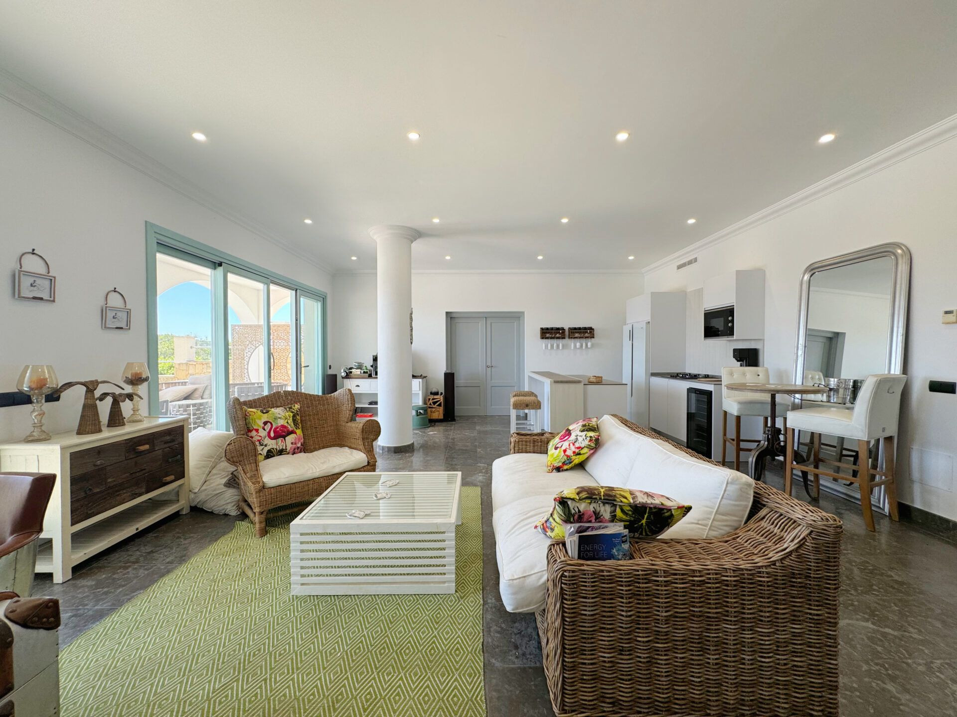 Image 39: detached villa For sale, sotogrande, €2,450,000 [HFM-D20002]