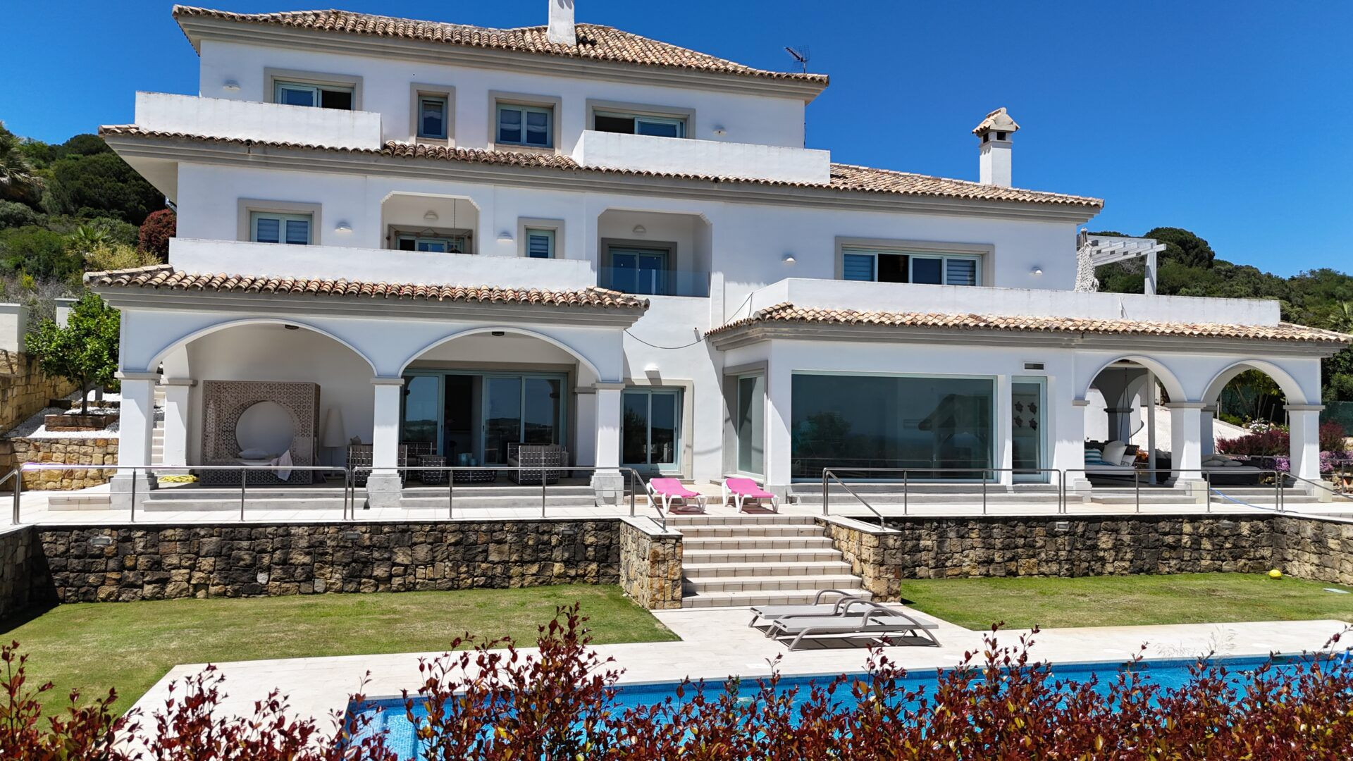 Image 39: detached villa For sale, sotogrande, €2,450,000 [HFM-D20002]