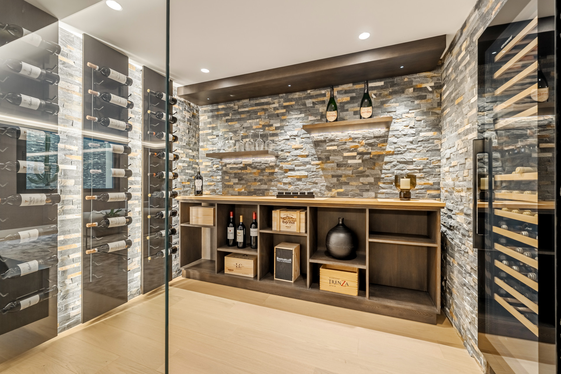 Image 56: detached villa For sale, The Golden Mile, €7,800,000 [HFM-C40065]