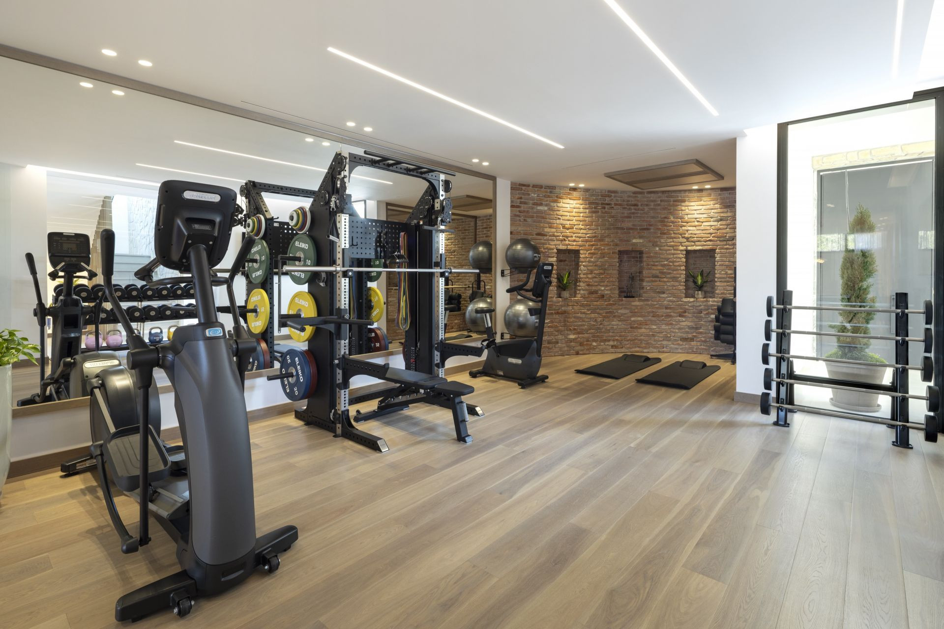 Image 38: detached villa For sale, Benahavís, €5,750,000 [HFM-C40061]