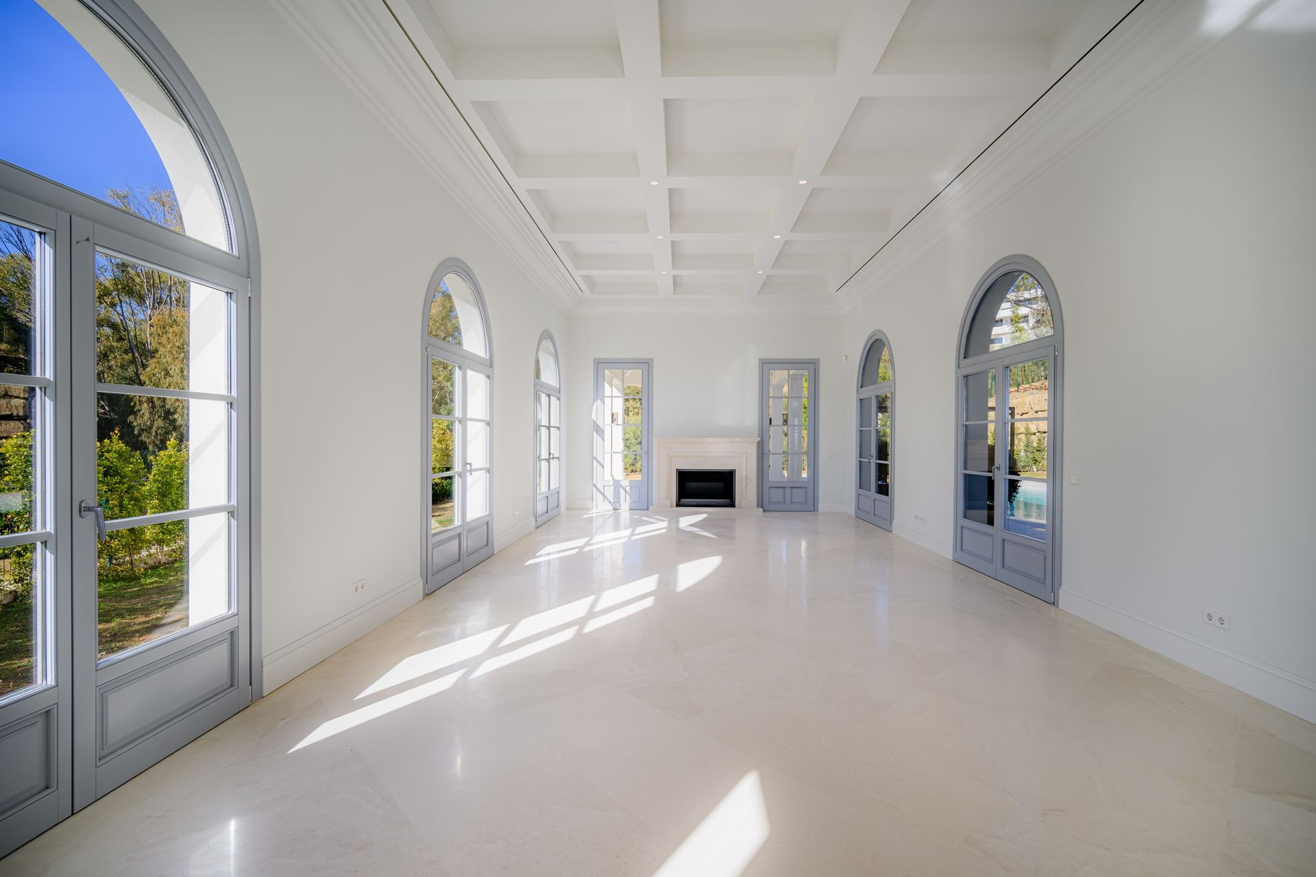 Image 29: detached villa For sale, Nueva Andalucía, €4,500,000 [HFM-CL10025]