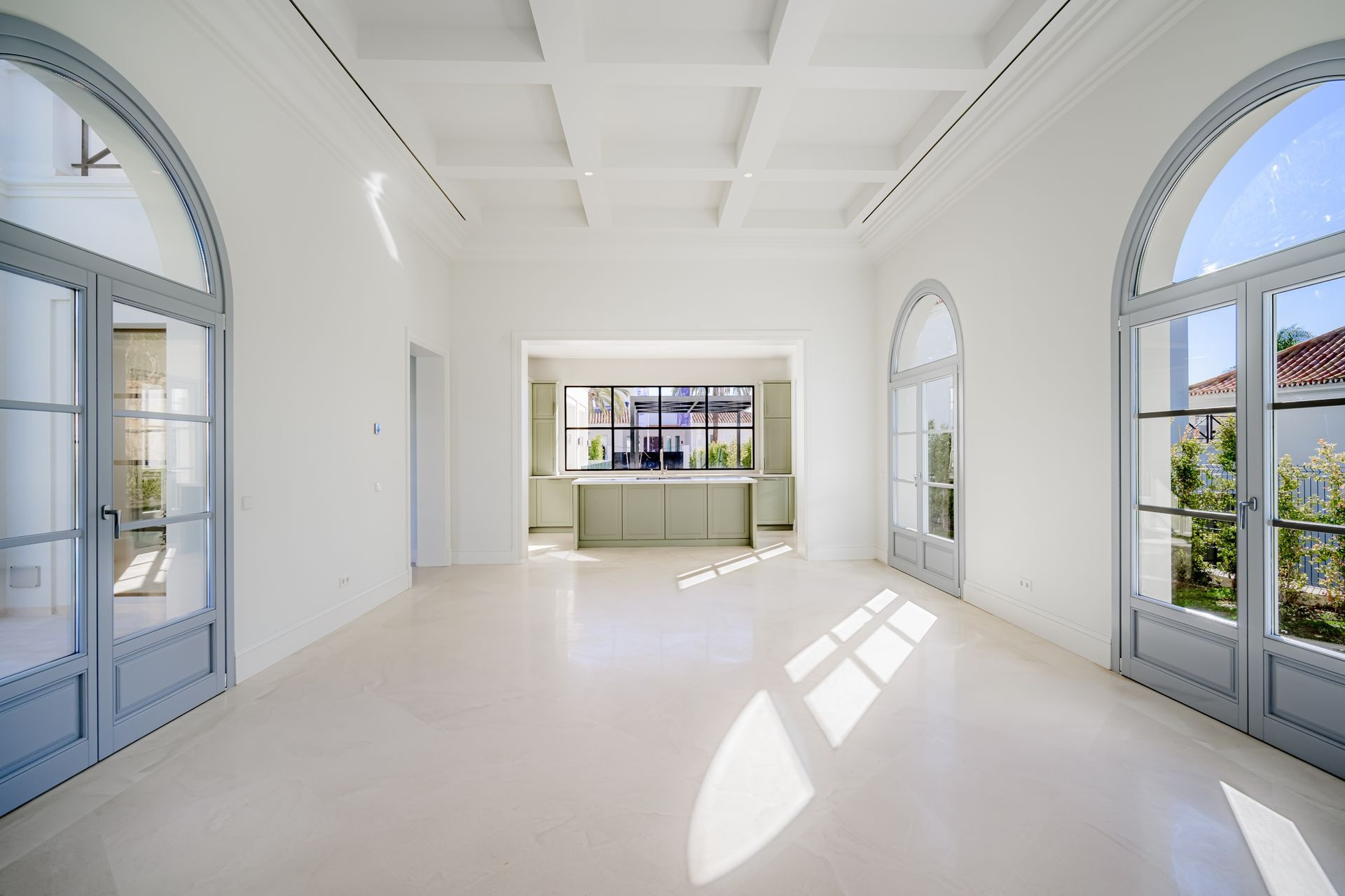 Image 29: detached villa For sale, Nueva Andalucía, €4,500,000 [HFM-CL10025]