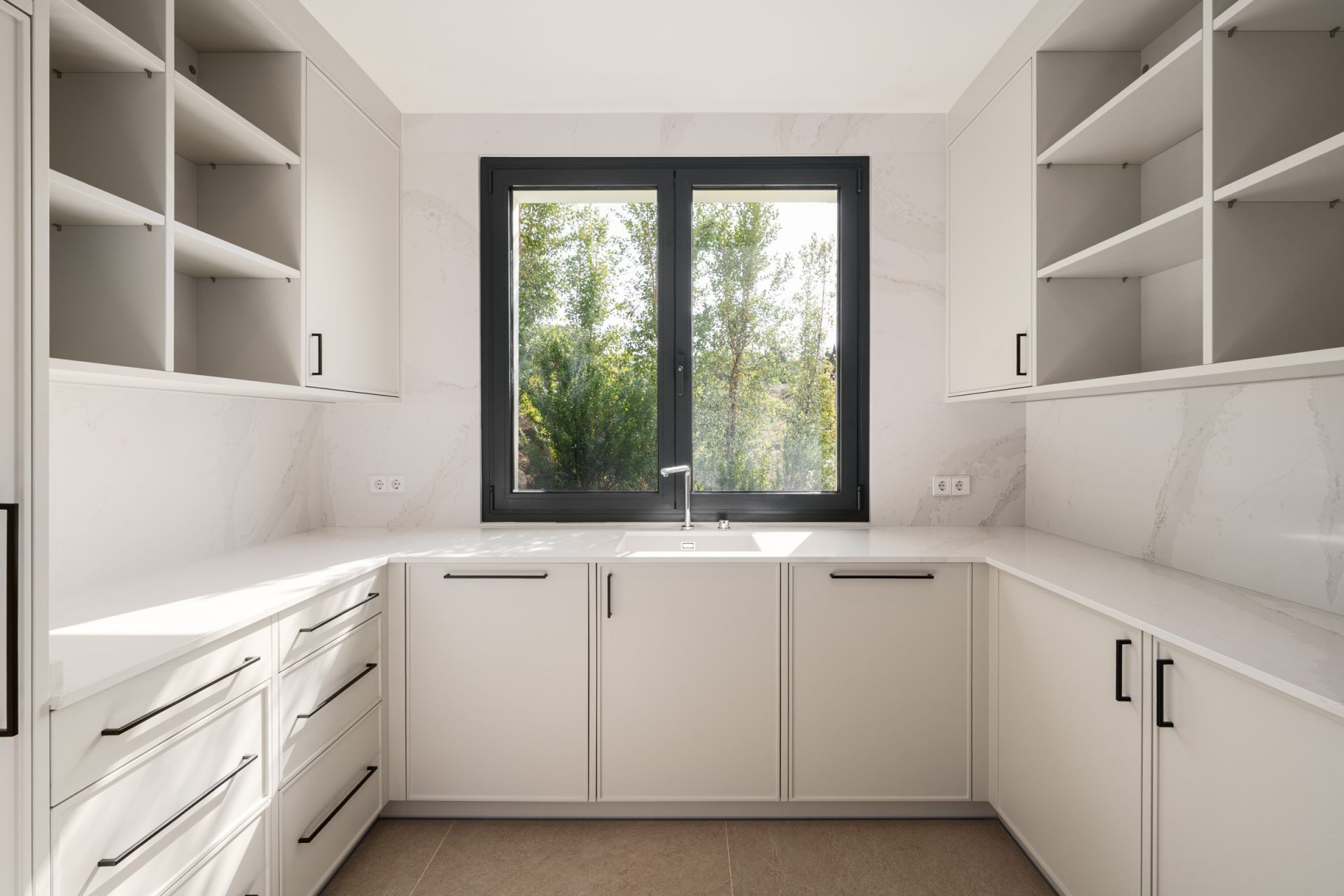 Image 31: detached villa For sale, Estepona, €3,000,000 [HFM-C40068]