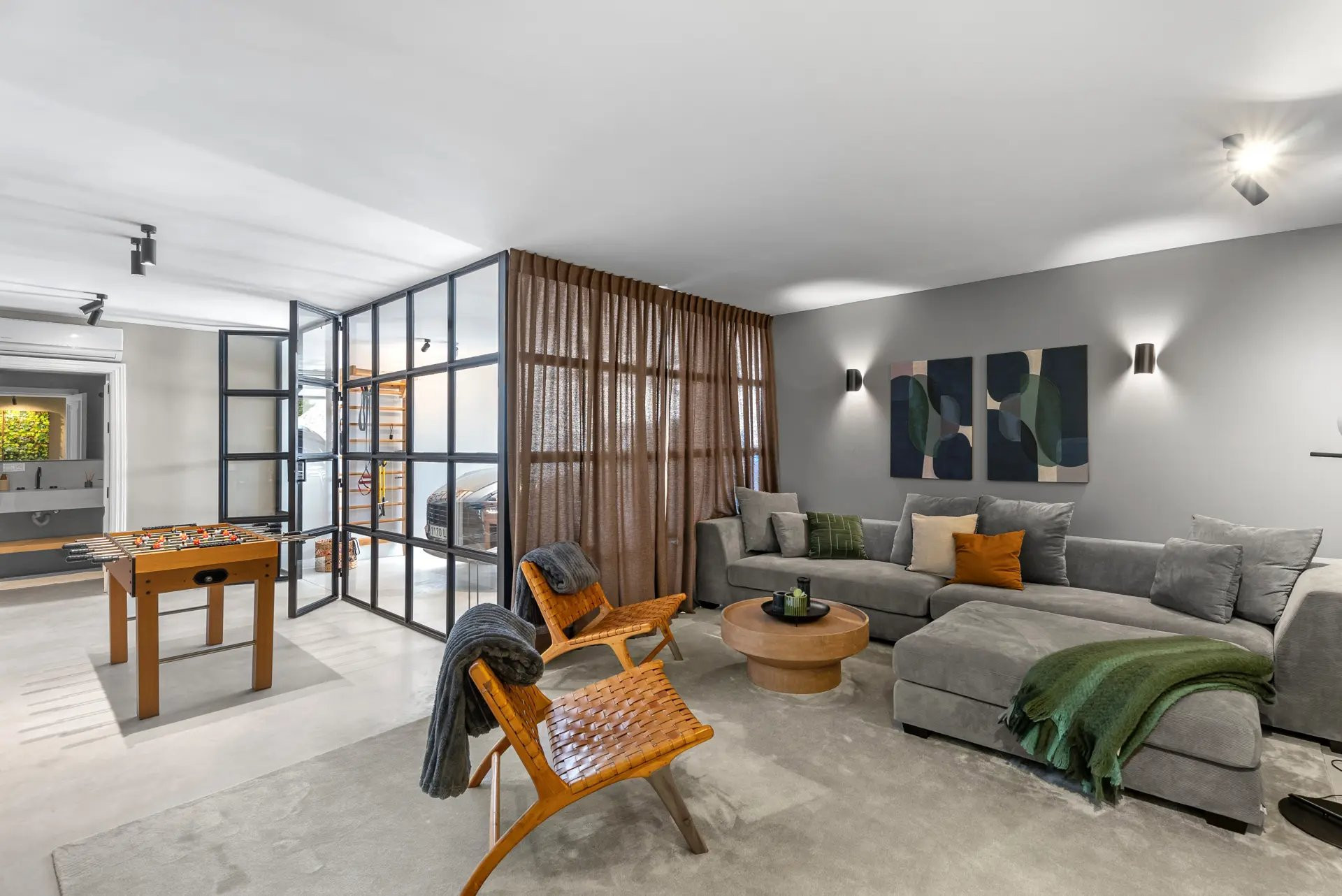 Image 28: detached villa For sale, Nueva Andalucía, €3,495,000 [HFM-C40073]