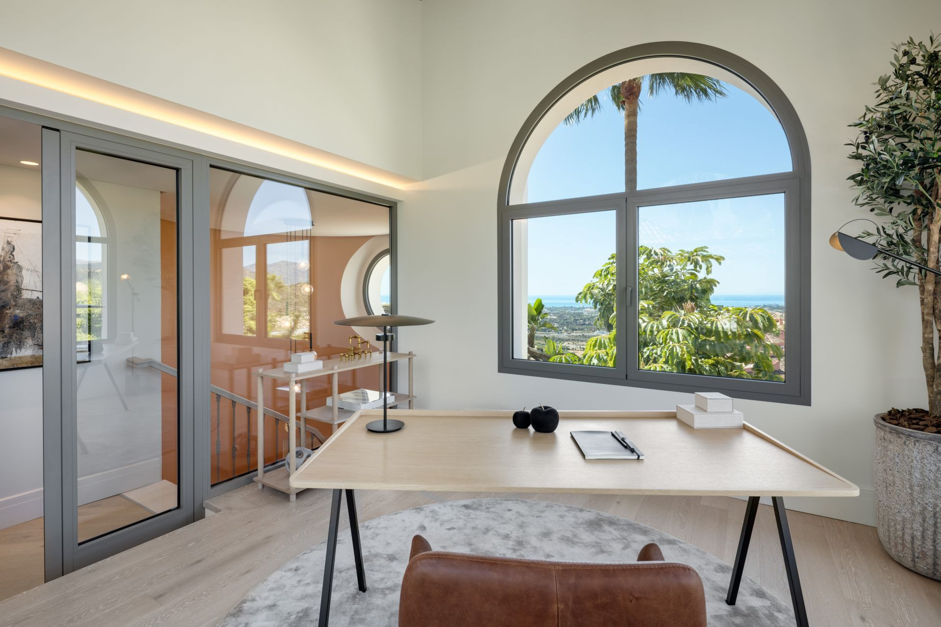 Image 44: detached villa For sale, Benahavís, €10,800,000 [HFM-C40120]