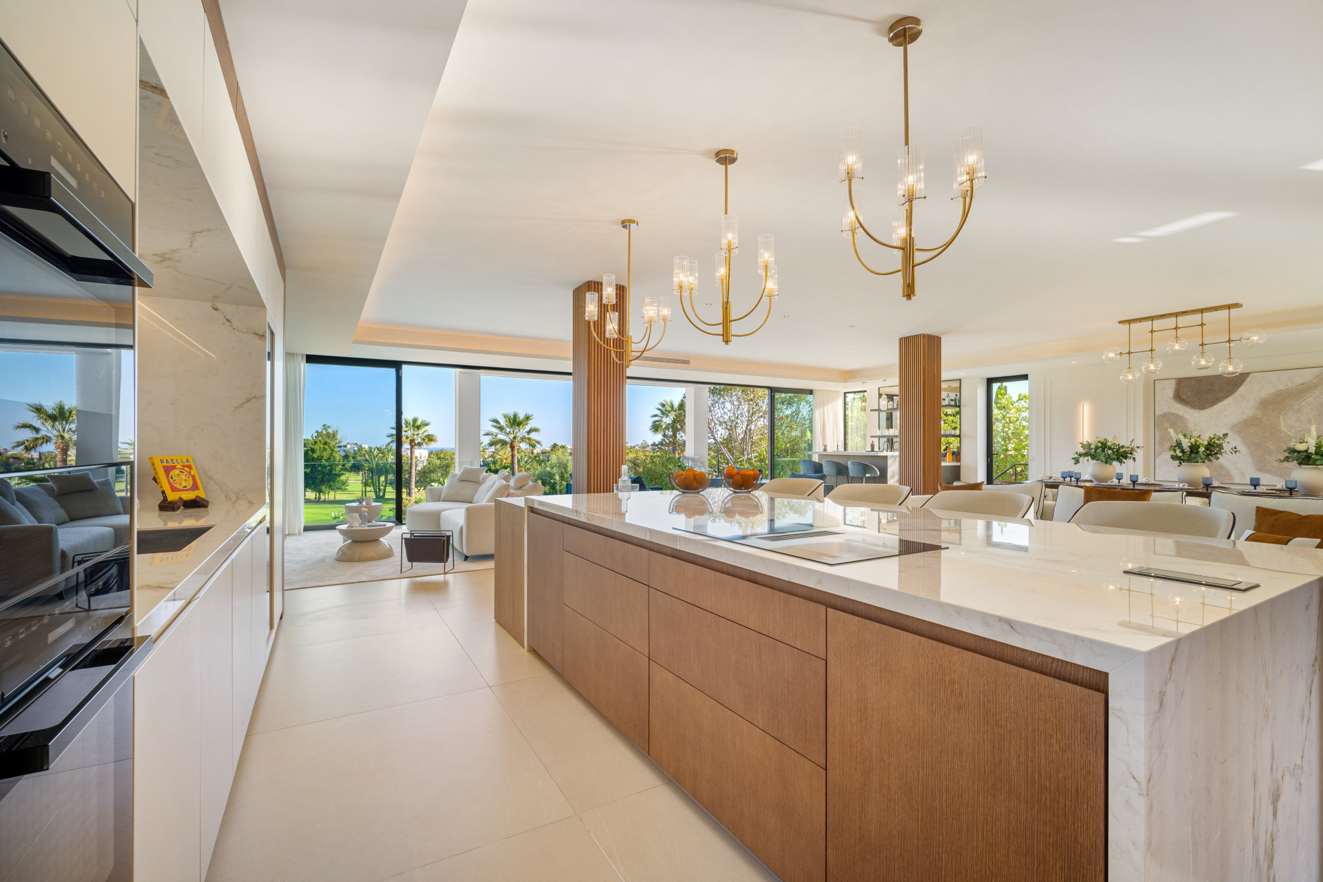 Image 55: detached villa For sale, Nueva Andalucía, €7,350,000 [HFM-C40117]