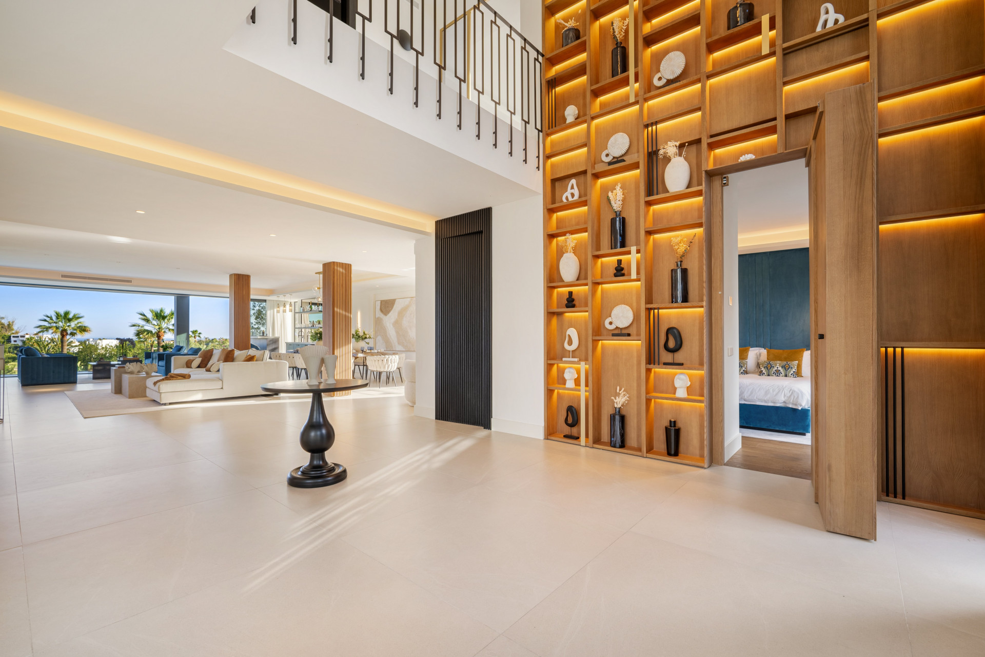 Image 55: detached villa For sale, Nueva Andalucía, €7,350,000 [HFM-C40117]