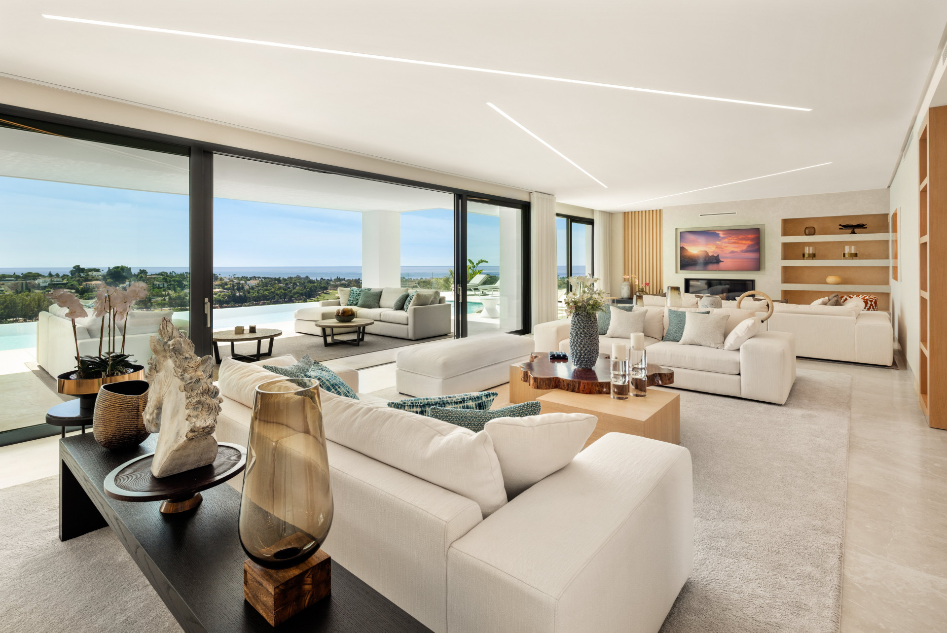 Image 29: detached villa For sale, Estepona, €6,950,000 [HFM-C40114]