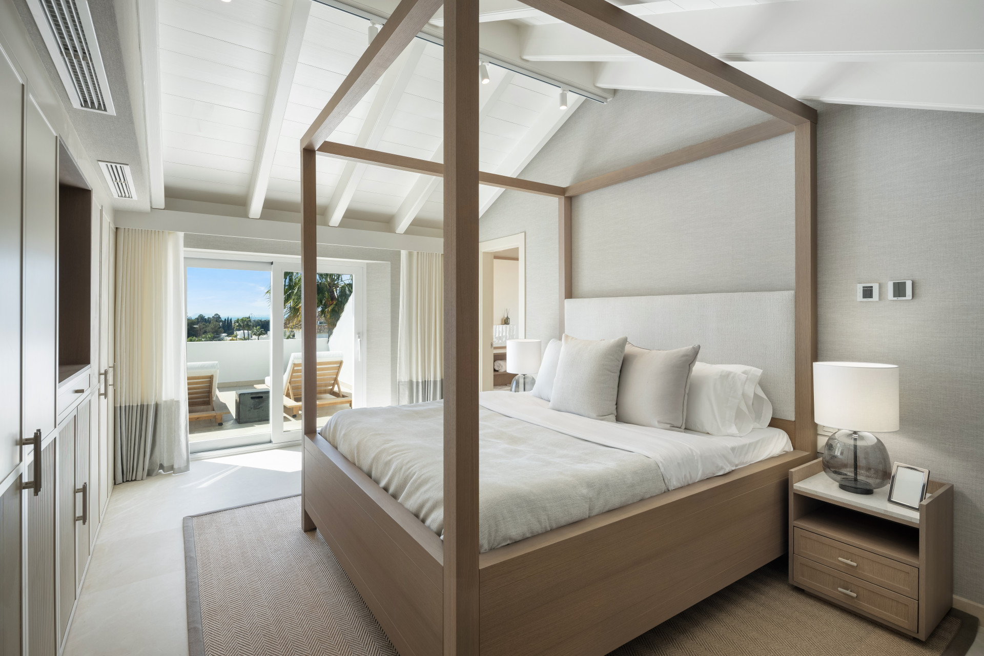 Image 22: penthouse duplex For sale, The Golden Mile, €2,750,000 [HFM-C40113]