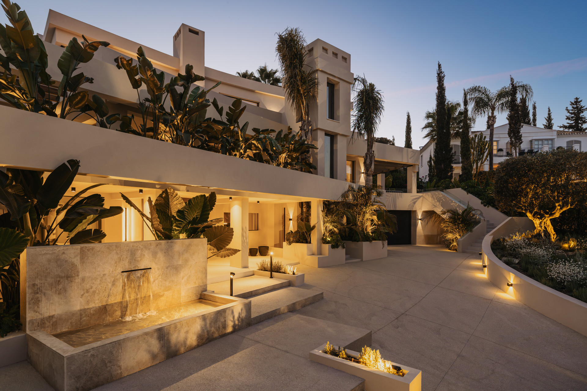 Image 37: Detached Villa For sale, Nueva Andalucía, €6,950,000 [HFMs653604]