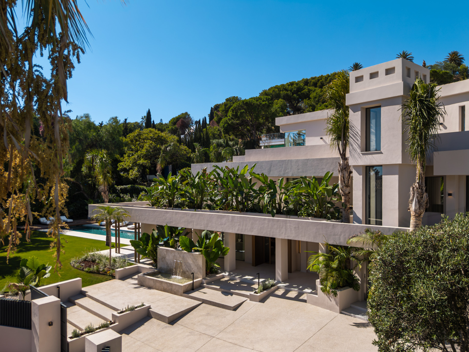 Image 26: Detached Villa For sale, Nueva Andalucía, €6,950,000 [HFMs653604]