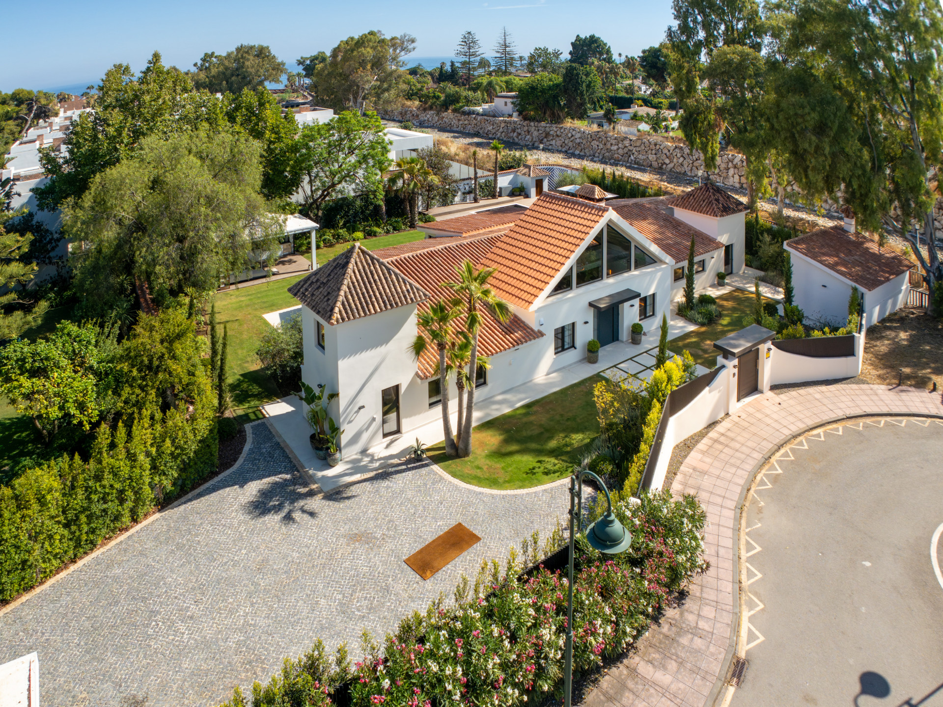 Image 58: detached villa For sale, Puerto Banús, €6,500,000 [HFM-C40122]