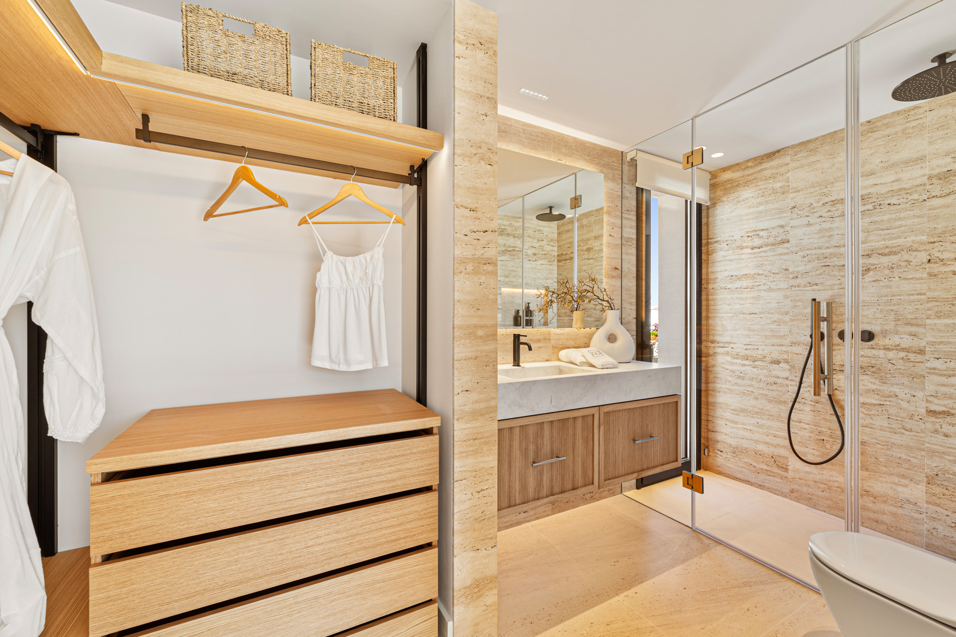 Image 53: detached villa For sale, Nueva Andalucía, €8,650,000 [HFM-C40121]