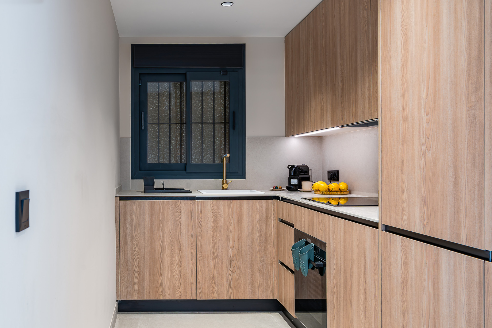 Image 31: apartment For sale, Puerto Banús, €1,650,000 [HFM-CL10165]