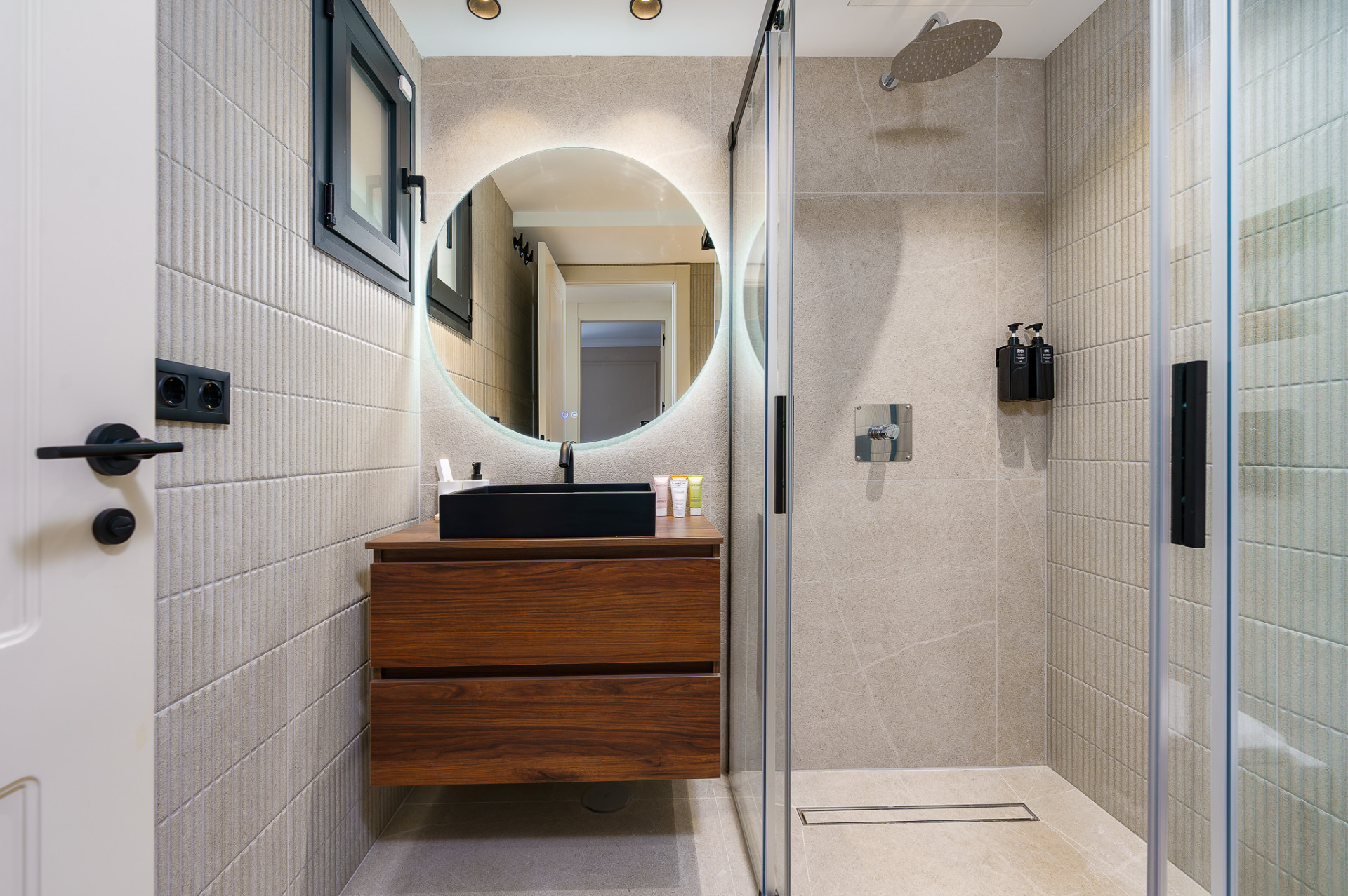 Image 31: apartment For sale, Puerto Banús, €1,650,000 [HFM-CL10165]