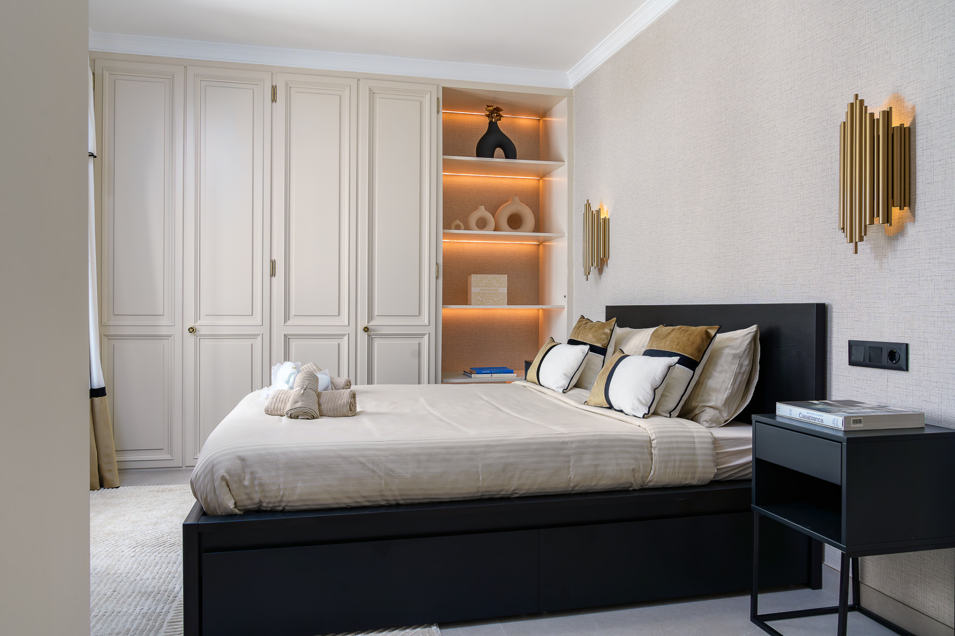 Image 31: apartment For sale, Puerto Banús, €1,650,000 [HFM-CL10165]