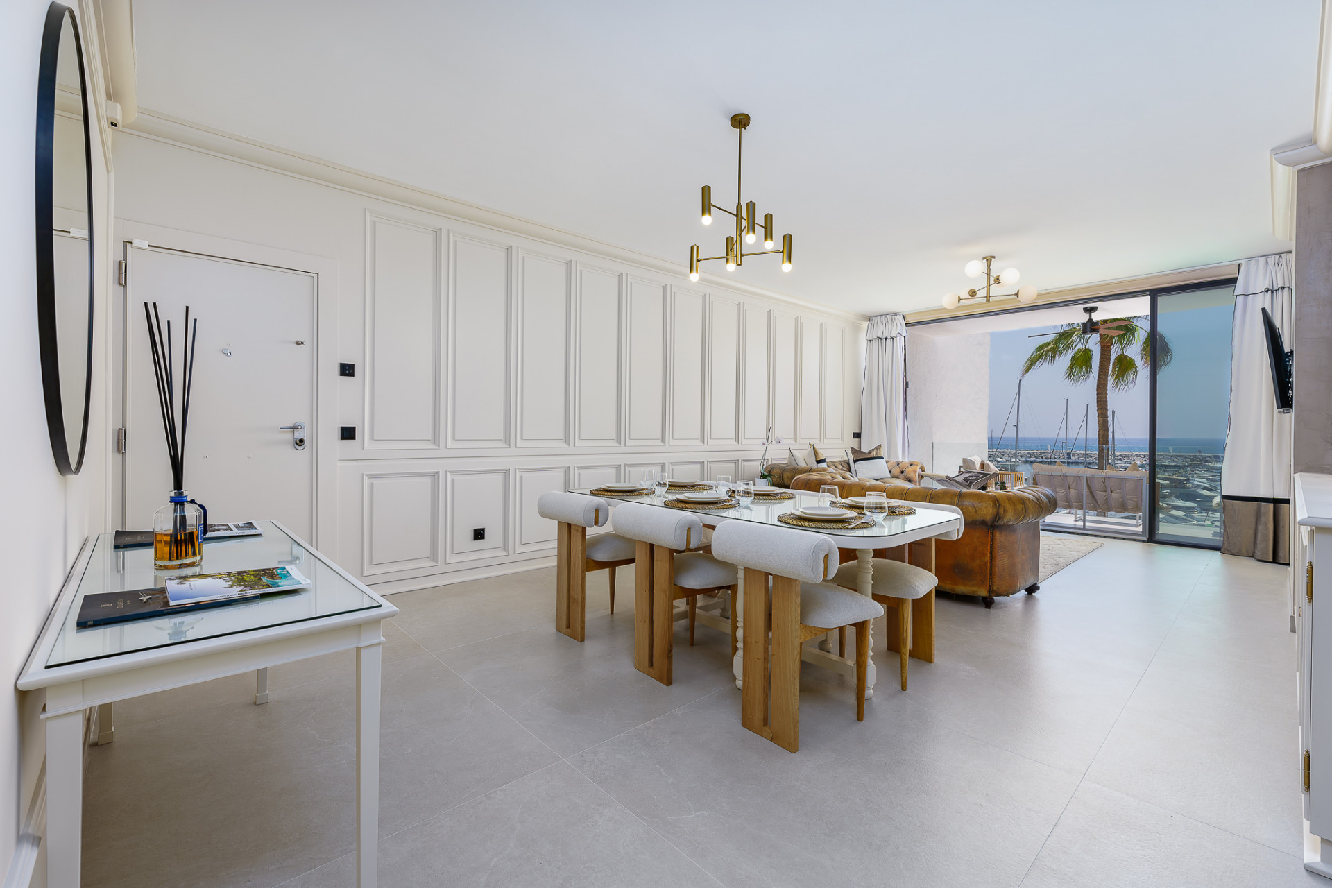 Image 31: apartment For sale, Puerto Banús, €1,650,000 [HFM-CL10165]