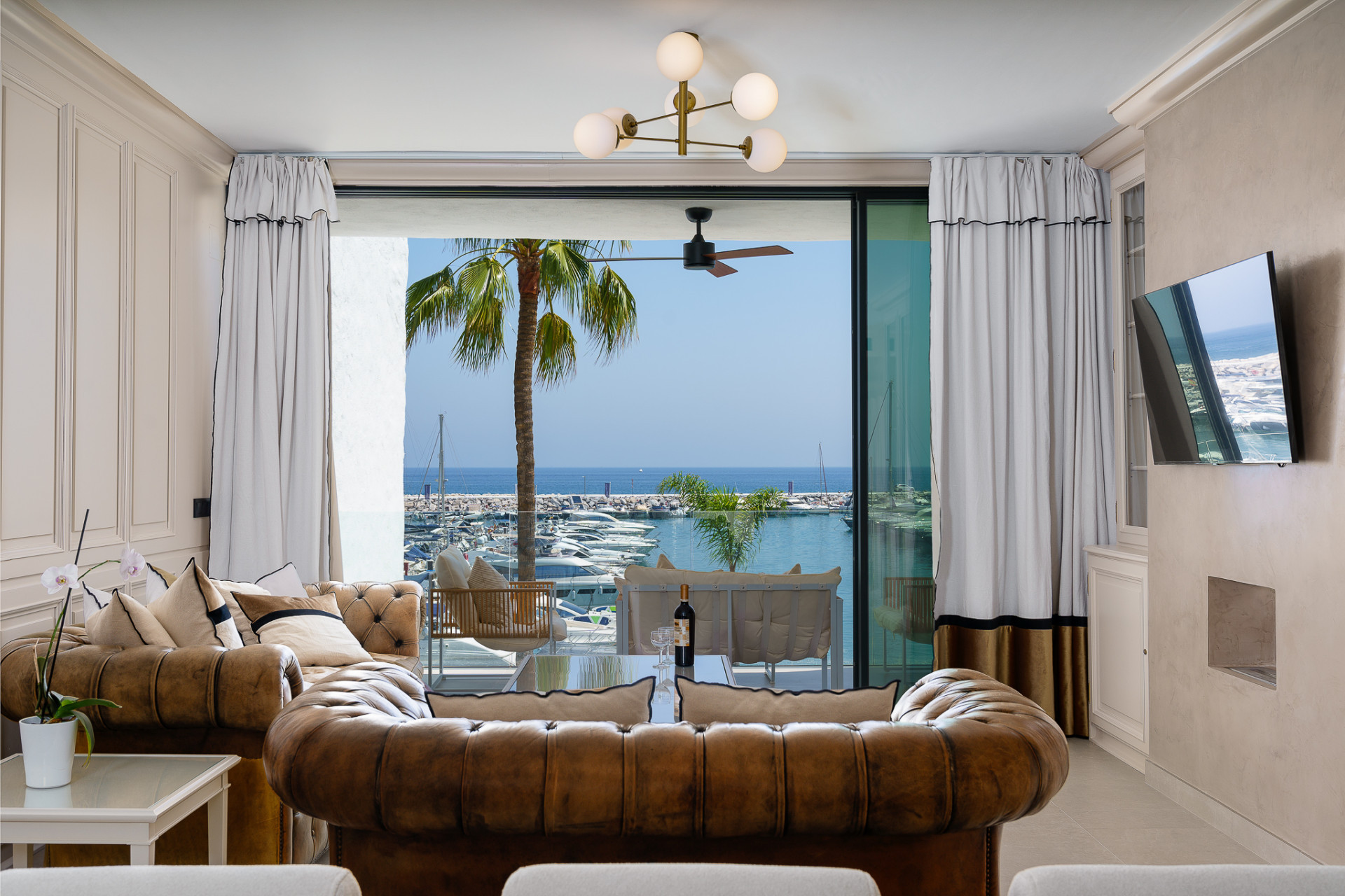 Image 31: apartment For sale, Puerto Banús, €1,650,000 [HFM-CL10165]