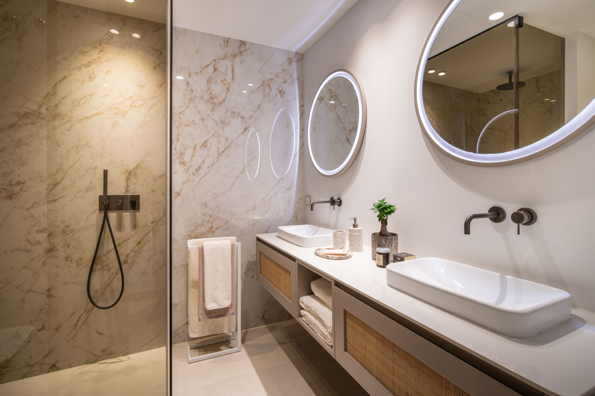 Image 30: penthouse For sale, Benahavís, €1,425,000 [HFM-C40098]