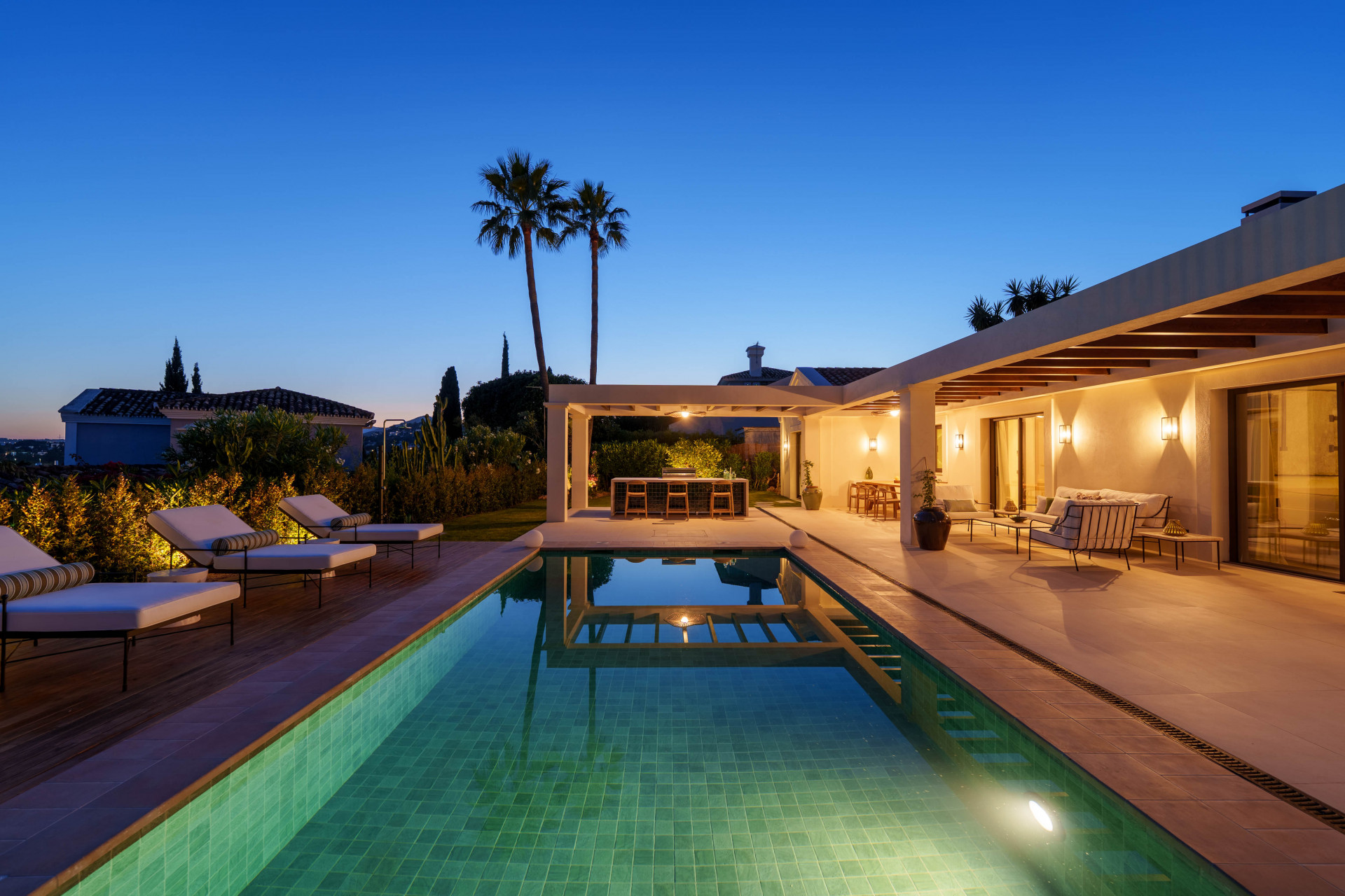 Image 56: detached villa For sale, Nueva Andalucía, €3,950,000 [HFM-C40099]