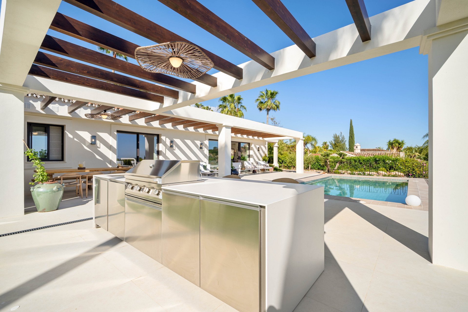 Image 56: detached villa For sale, Nueva Andalucía, €3,950,000 [HFM-C40099]