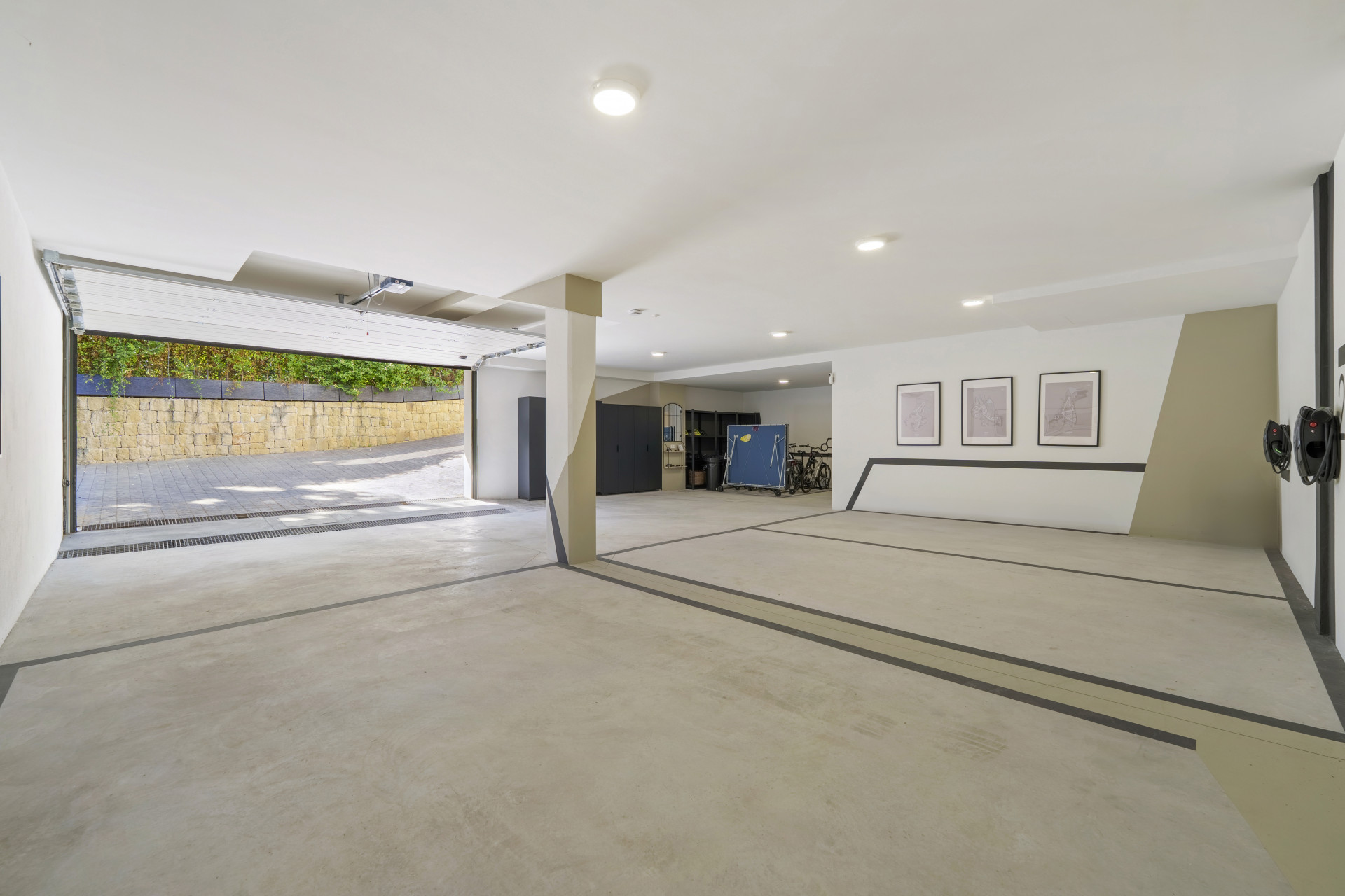 Image 57: detached villa For sale, The Golden Mile, €5,900,000 [HFM-C40103]