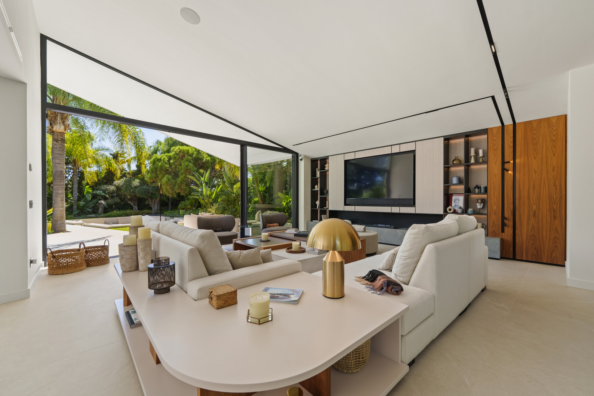 Image 35: detached villa For sale, Marbella, €5,875,000 [HFM-C40110]