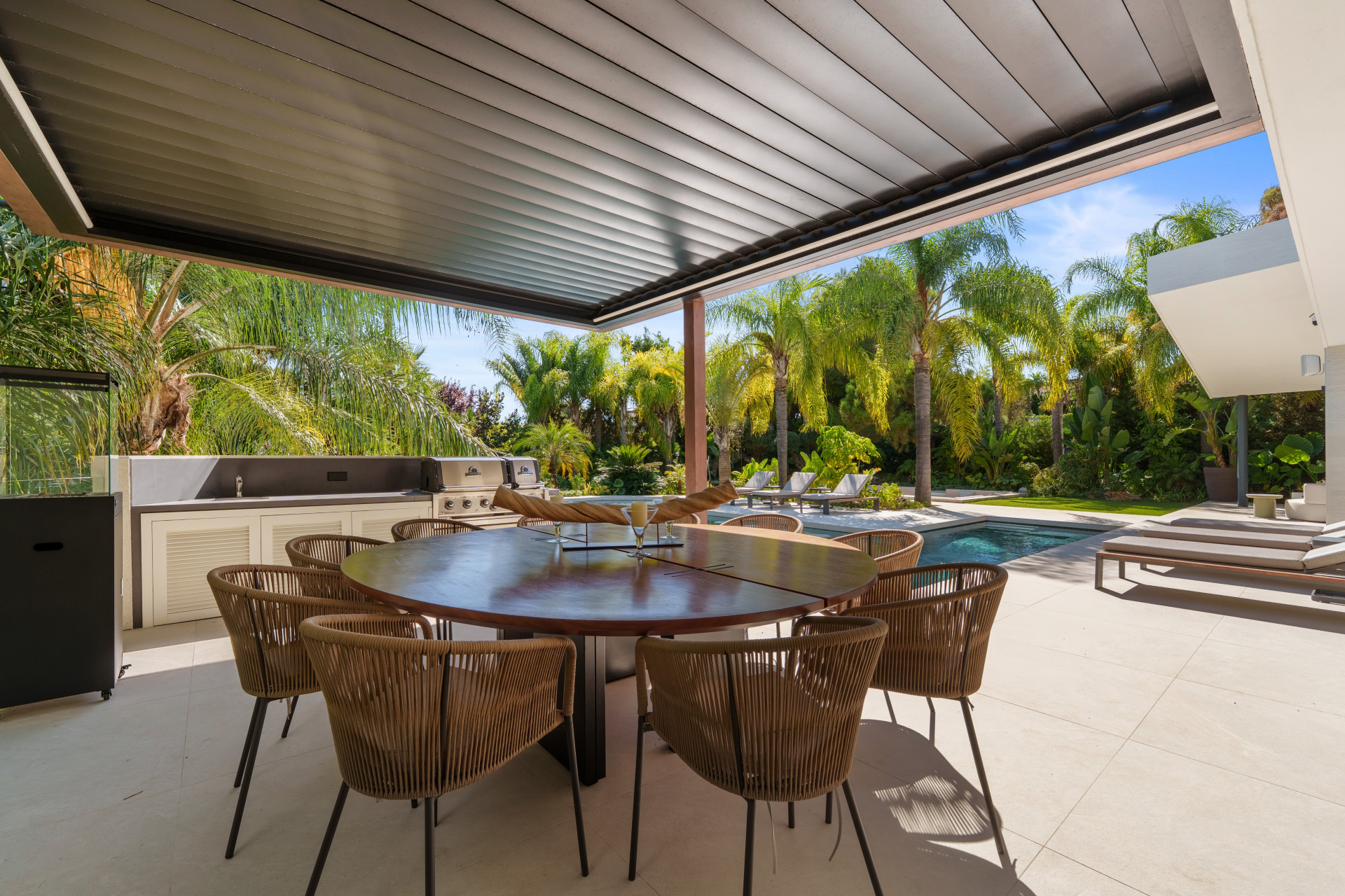 Image 35: detached villa For sale, Marbella, €5,875,000 [HFM-C40110]