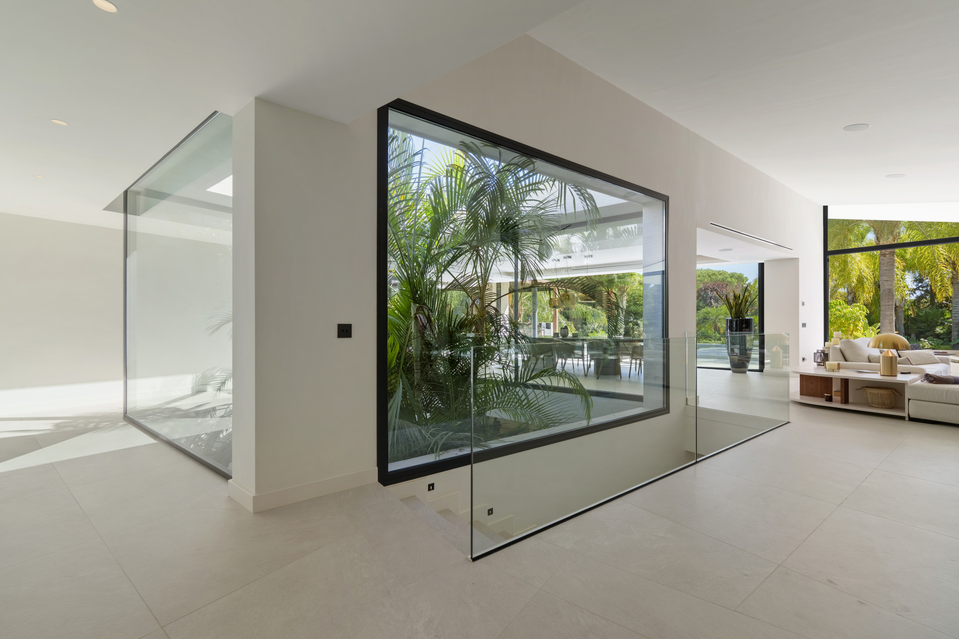 Image 35: detached villa For sale, Marbella, €5,875,000 [HFM-C40110]