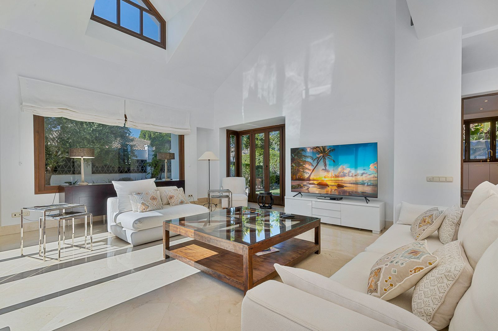 Image 44: detached villa For sale, San Pedro de Alcántara, €2,200,000 [HFM-CL10167]