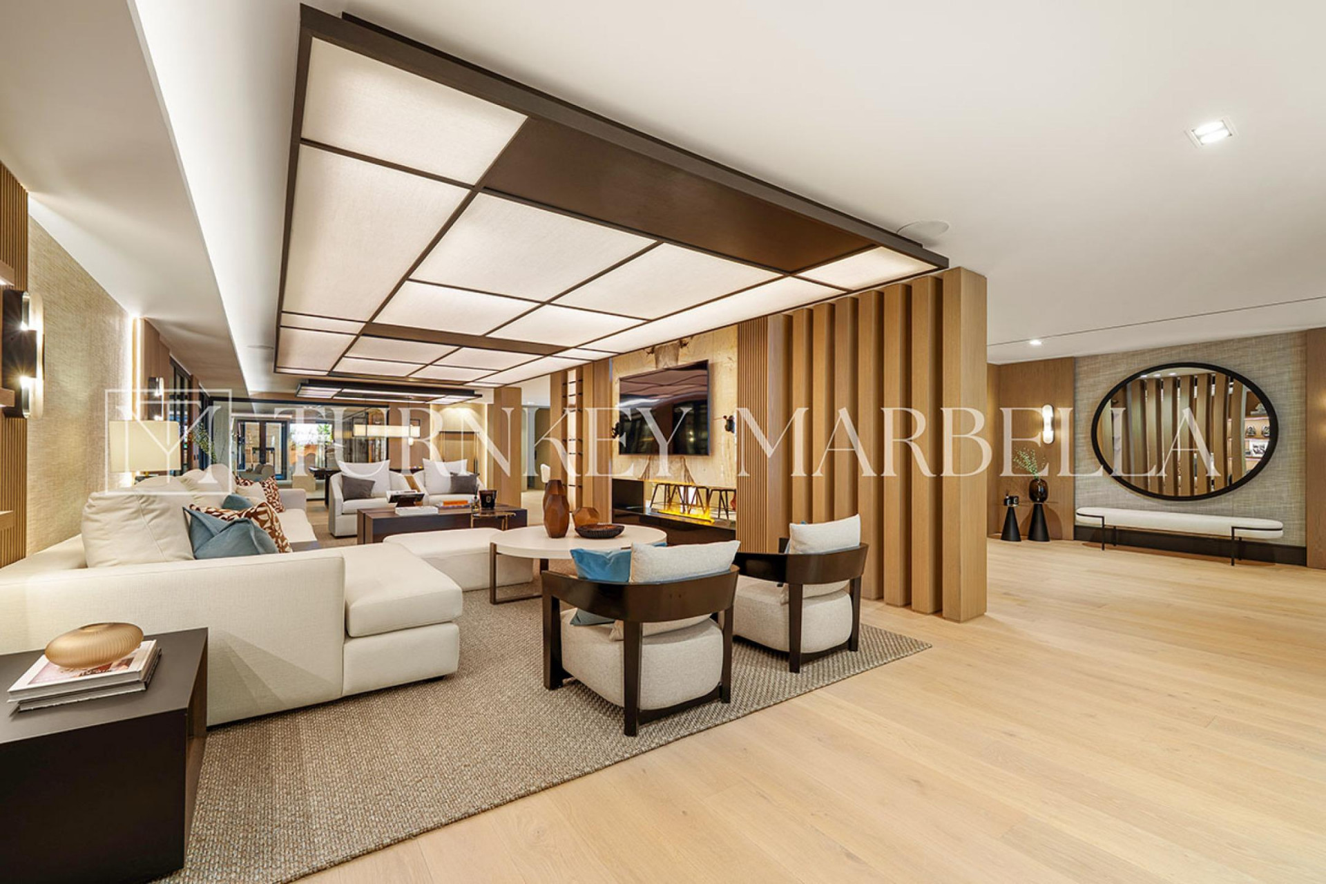 Image 8: detached villa For sale, Nueva Andalucía, €20,500,000 [HFM-C40132]