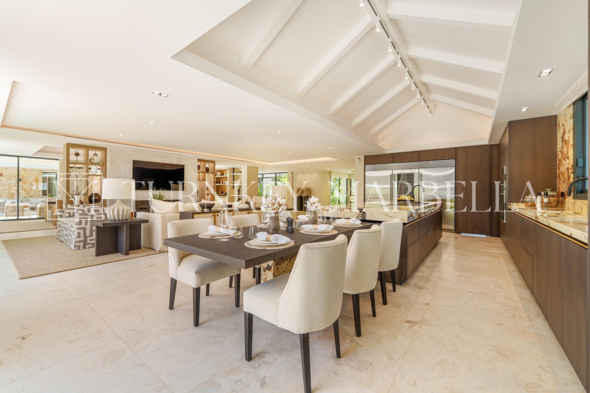 Image 8: detached villa For sale, Nueva Andalucía, €20,500,000 [HFM-C40132]