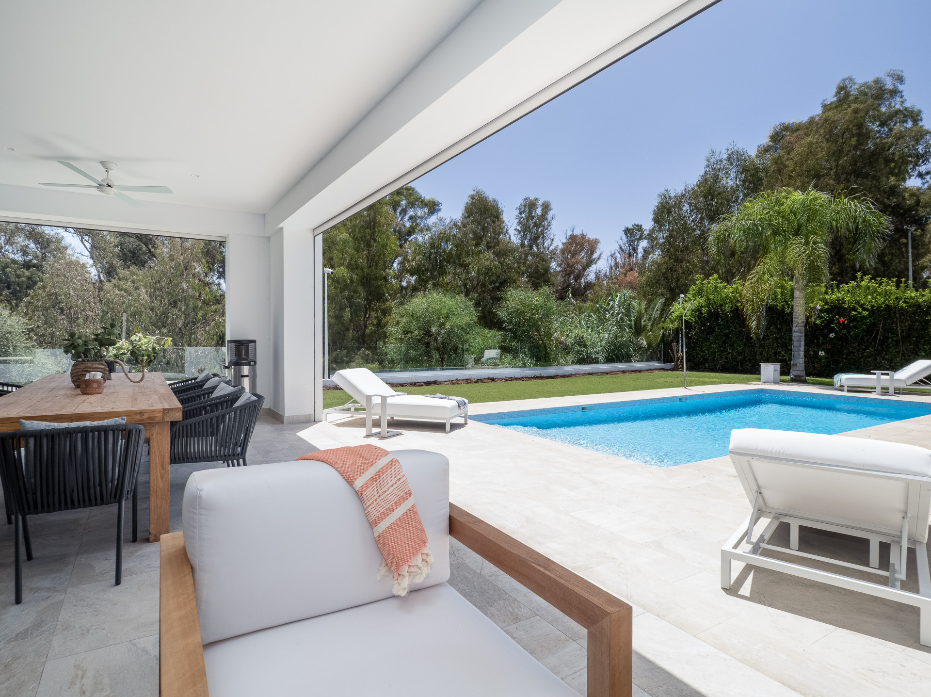 Image 37: detached villa For sale, Estepona, €2,650,000 [HFM-CL10170]
