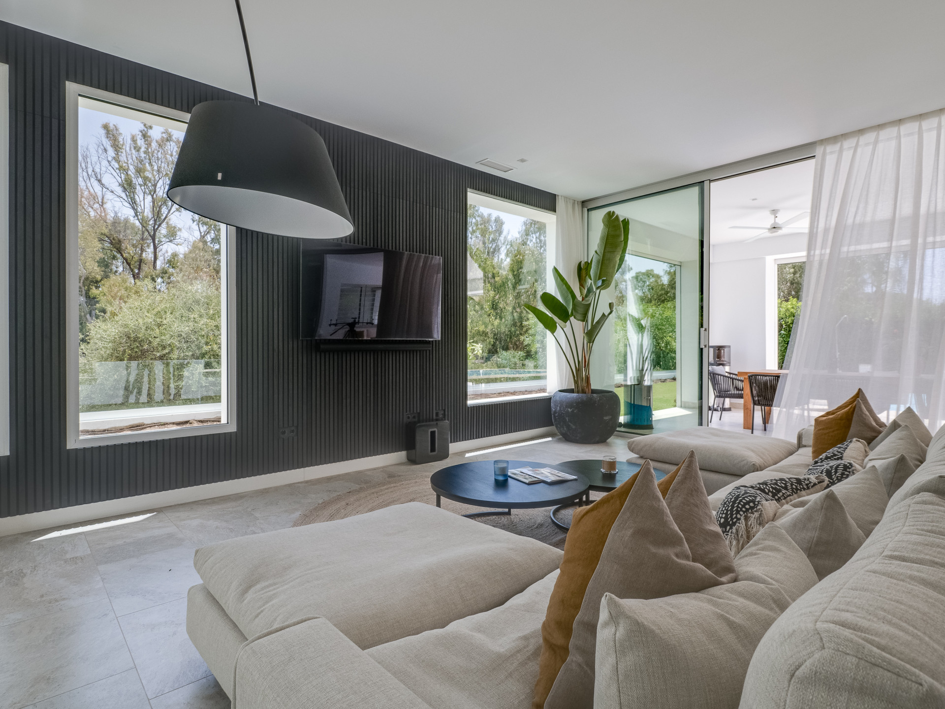 Image 37: detached villa For sale, Estepona, €2,650,000 [HFM-CL10170]