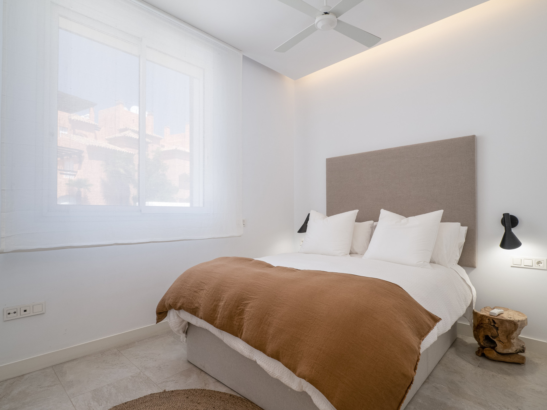 Image 37: detached villa For sale, Estepona, €2,650,000 [HFM-CL10170]