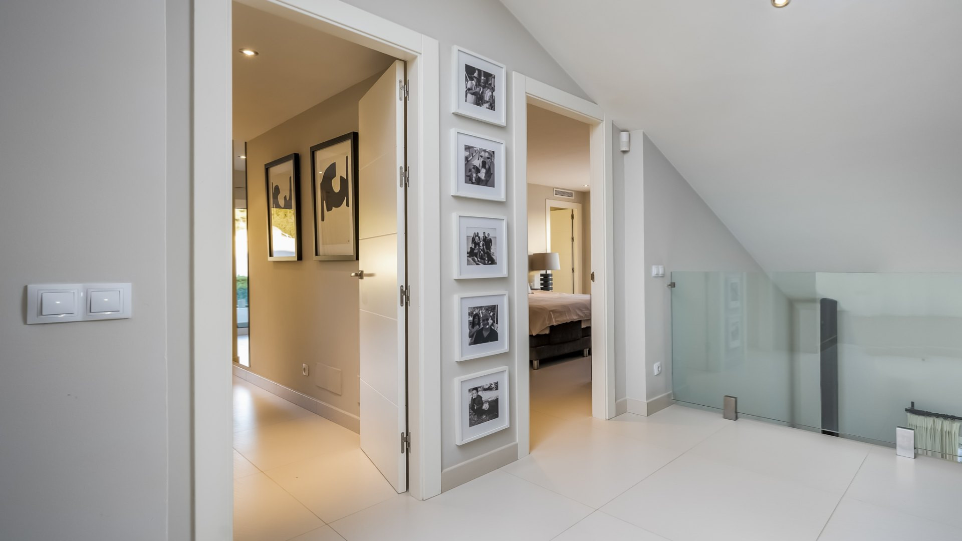 Image 34: detached villa For sale, Nueva Andalucía, €2,350,000 [HFM-CL10168]