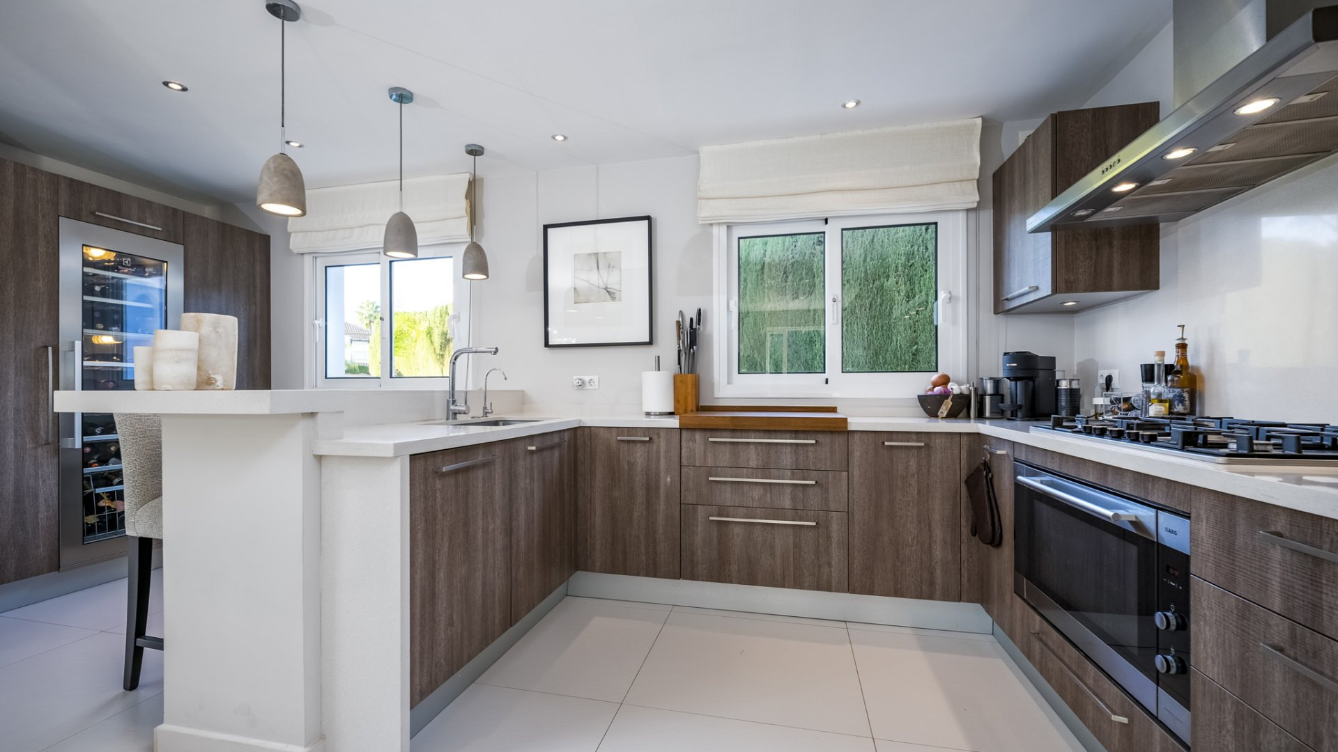 Image 34: detached villa For sale, Nueva Andalucía, €2,350,000 [HFM-CL10168]