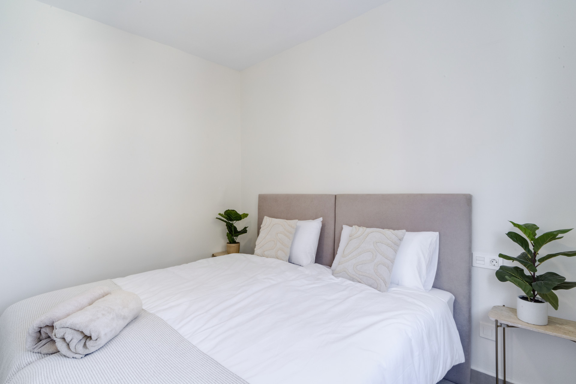 Image 26: квартира For sale, Estepona, €399,000 [HFM-CL10172]