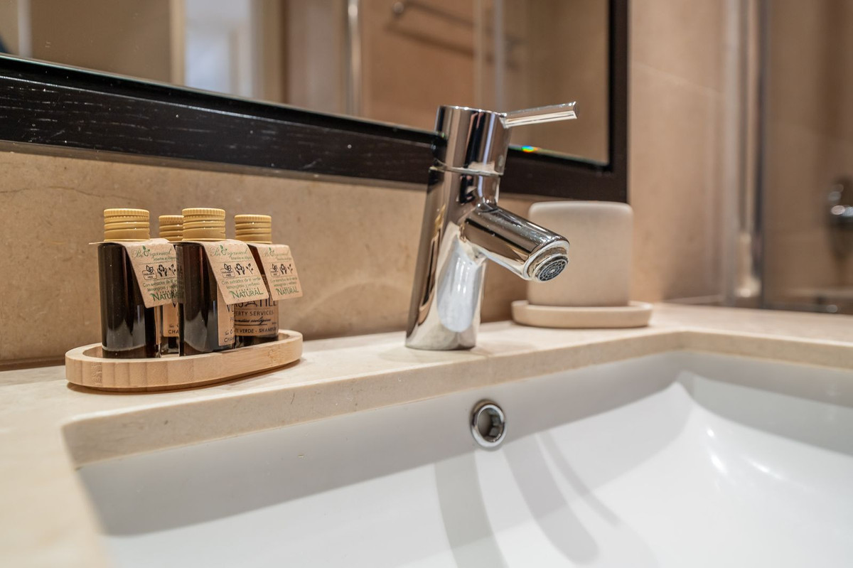 Image 33: apartment For sale, Benahavís, €475,000 [HFM-CL10173]