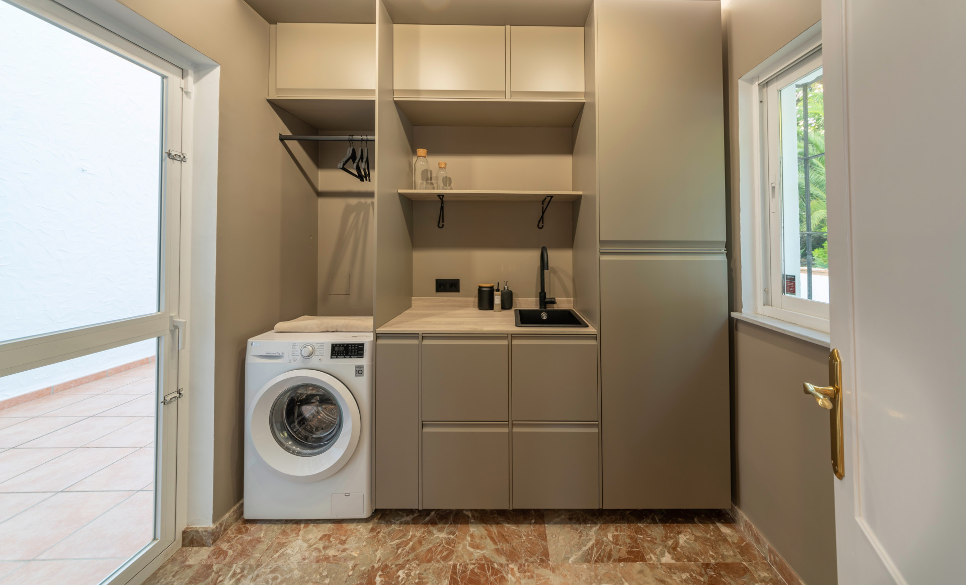 Image 43: detached villa For sale, Mijas Costa, €1,095,000 [HFM-CL10024]