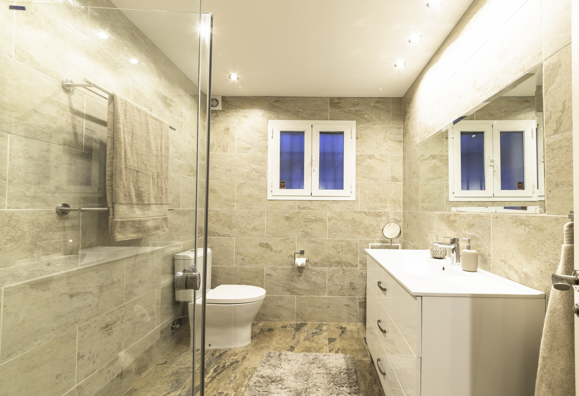 Image 43: detached villa For sale, Mijas Costa, €1,095,000 [HFM-CL10024]