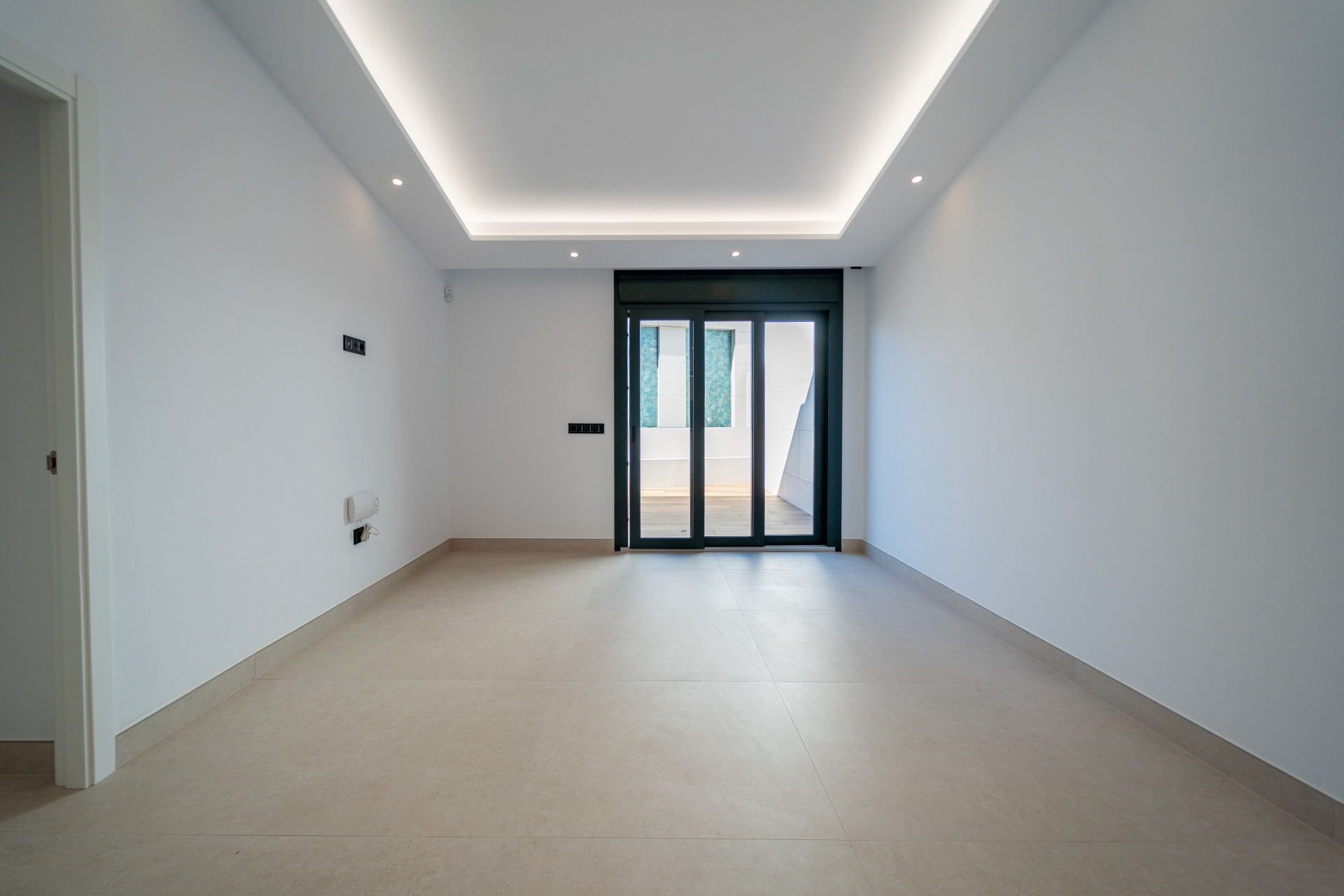 Image 41: detached villa For sale, Mijas Costa, €995,000 [HFM-CL10022]