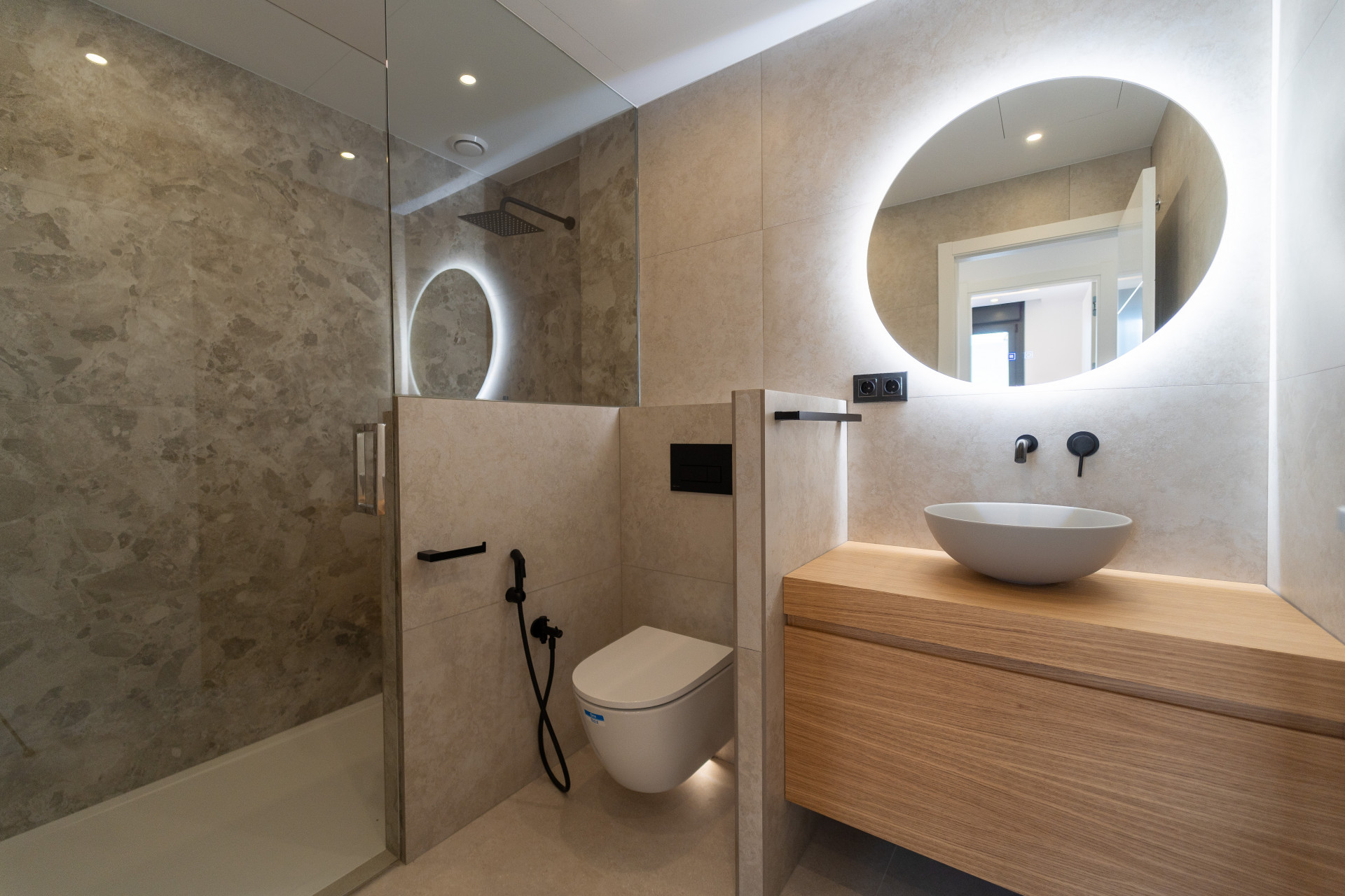 Image 41: detached villa For sale, Mijas Costa, €995,000 [HFM-CL10022]