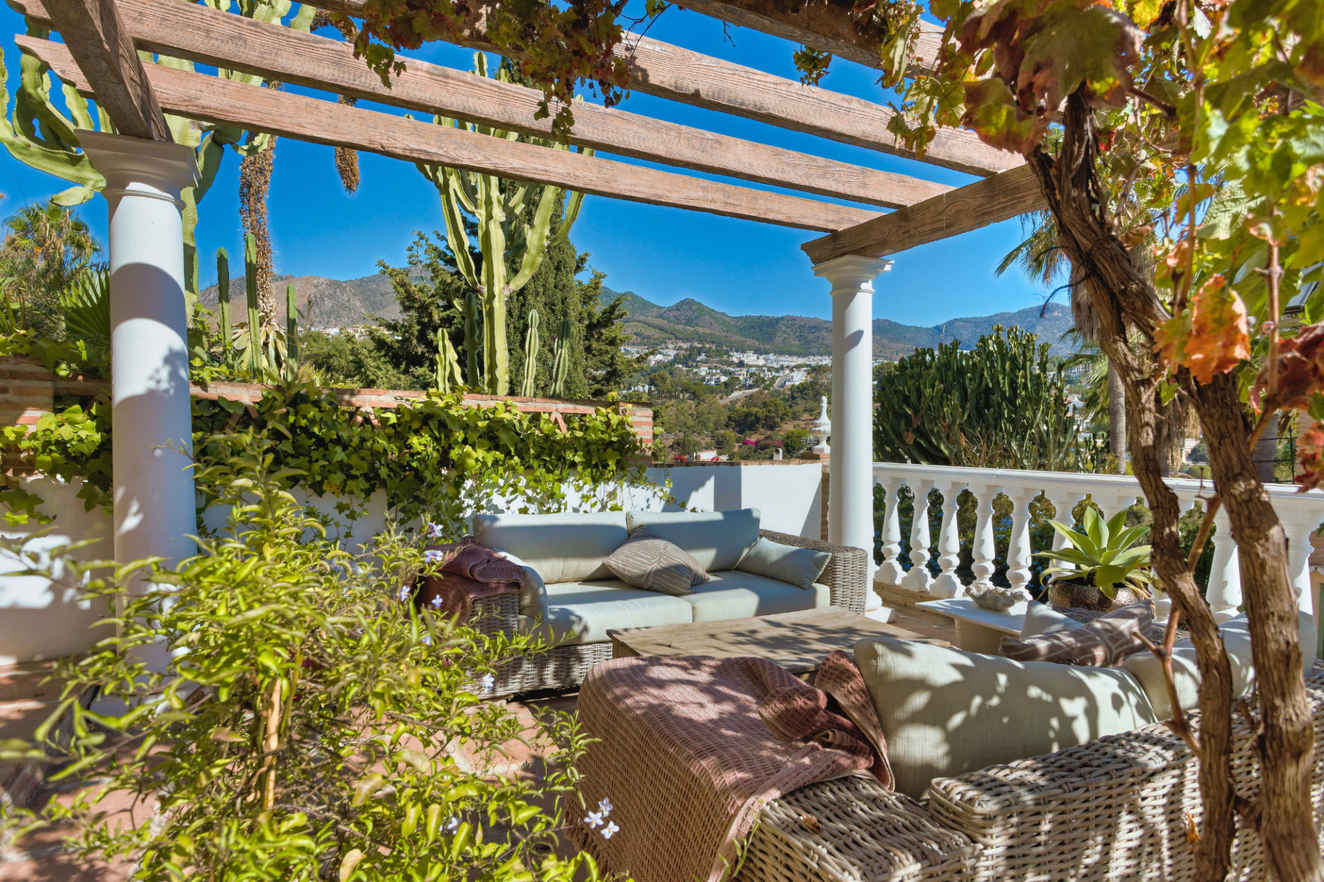 Image 55: detached villa For sale, Benalmadena, €1,095,000 [HFM-CL10069]
