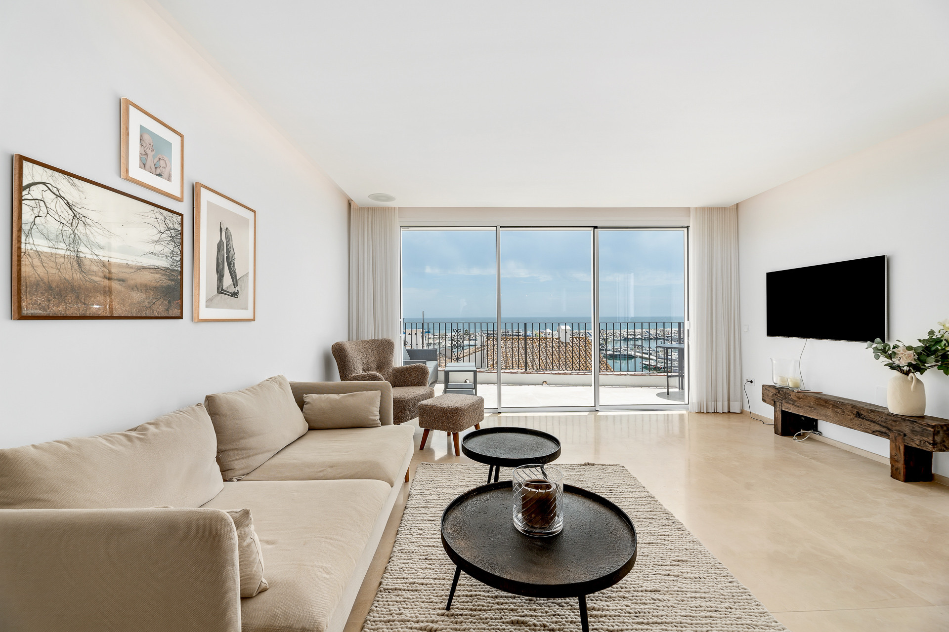 Image 14: penthouse For sale, Puerto Banús, €1,395,000 [HFM-CL10076]
