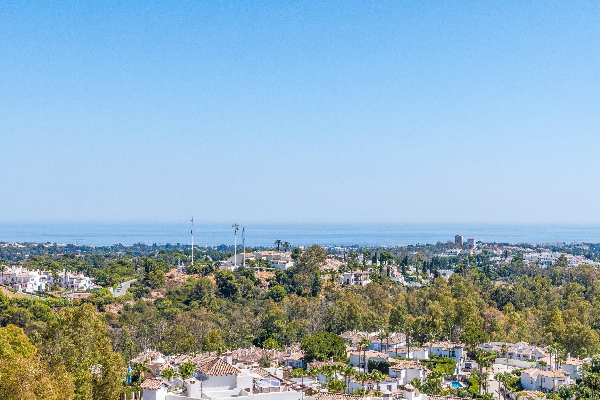 Image 38: apartment For sale, Nueva Andalucía, €1,420,000 [HFM-CL10074]