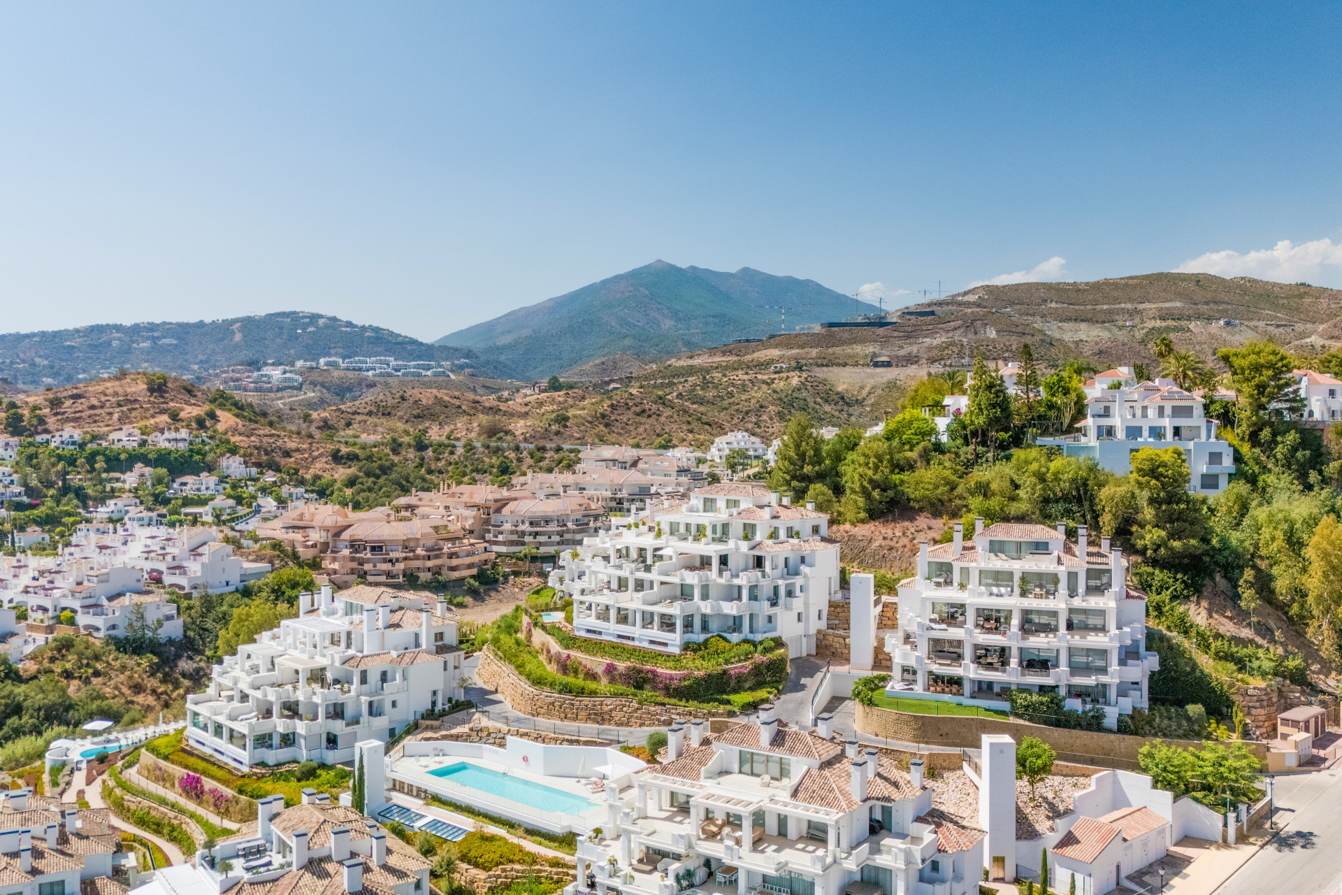 Image 38: apartment For sale, Nueva Andalucía, €1,420,000 [HFM-CL10074]