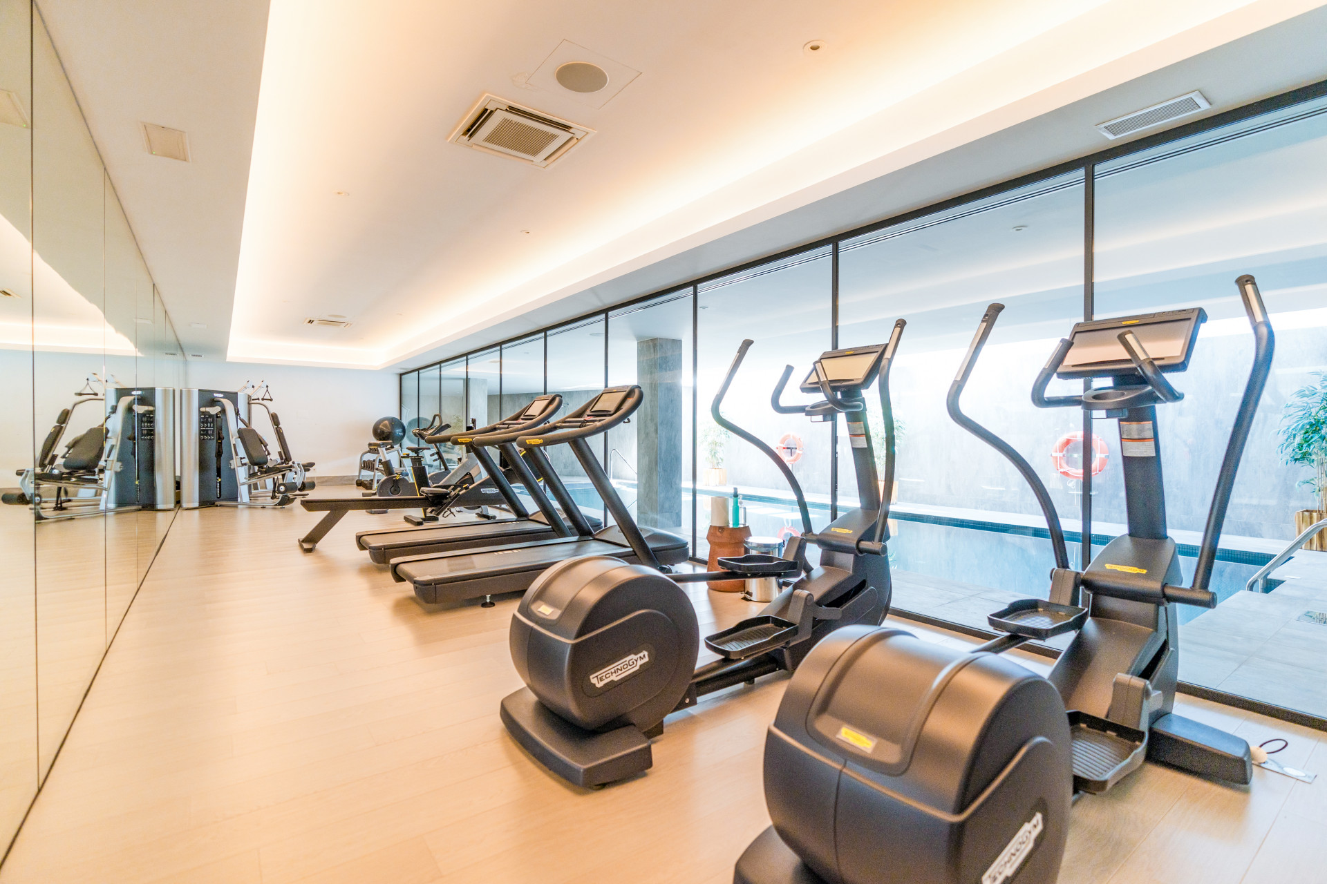 Image 38: apartment For sale, Nueva Andalucía, €1,420,000 [HFM-CL10074]