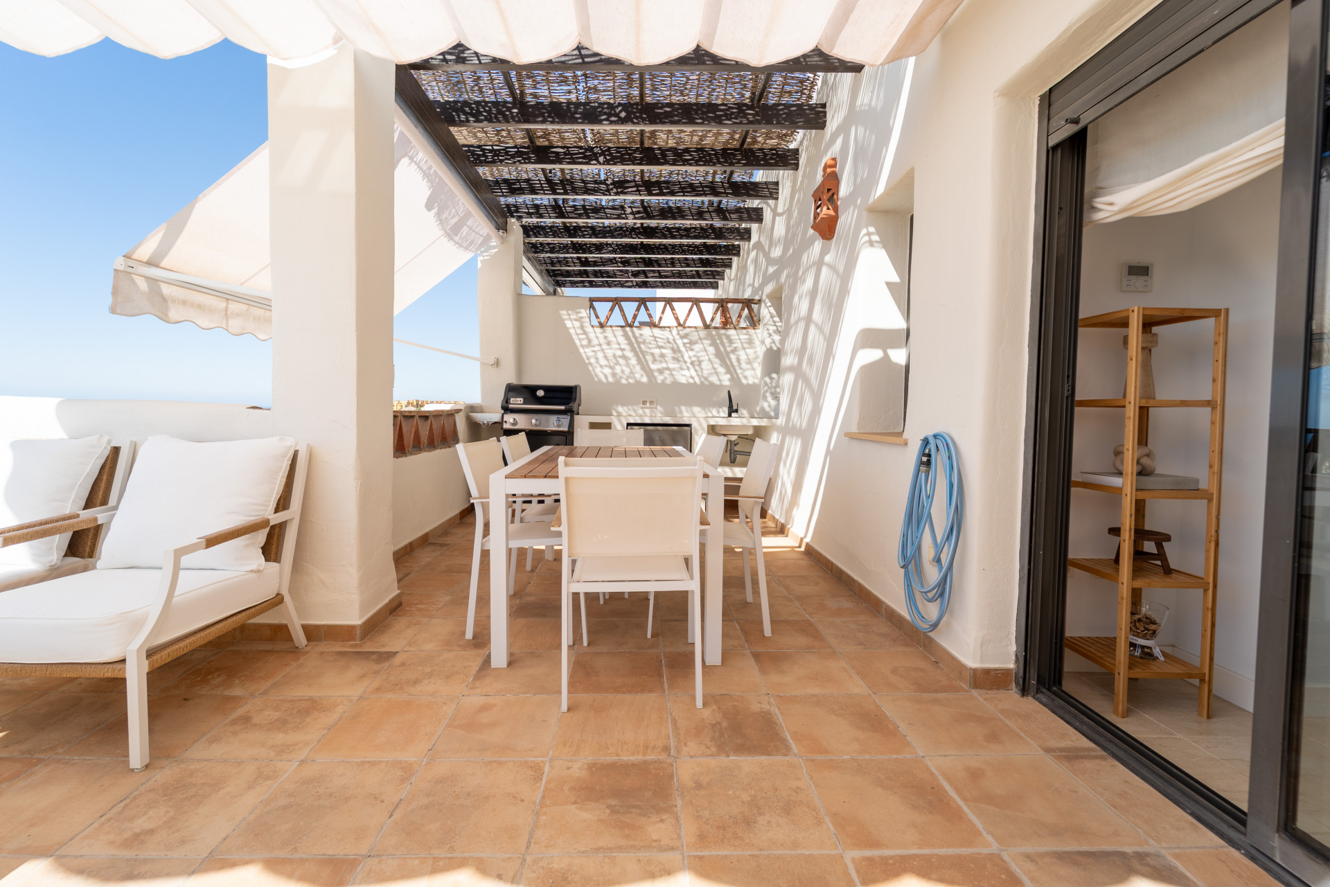 Image 50: penthouse duplex For sale, Estepona, €495,000 [HFM-CL10001]